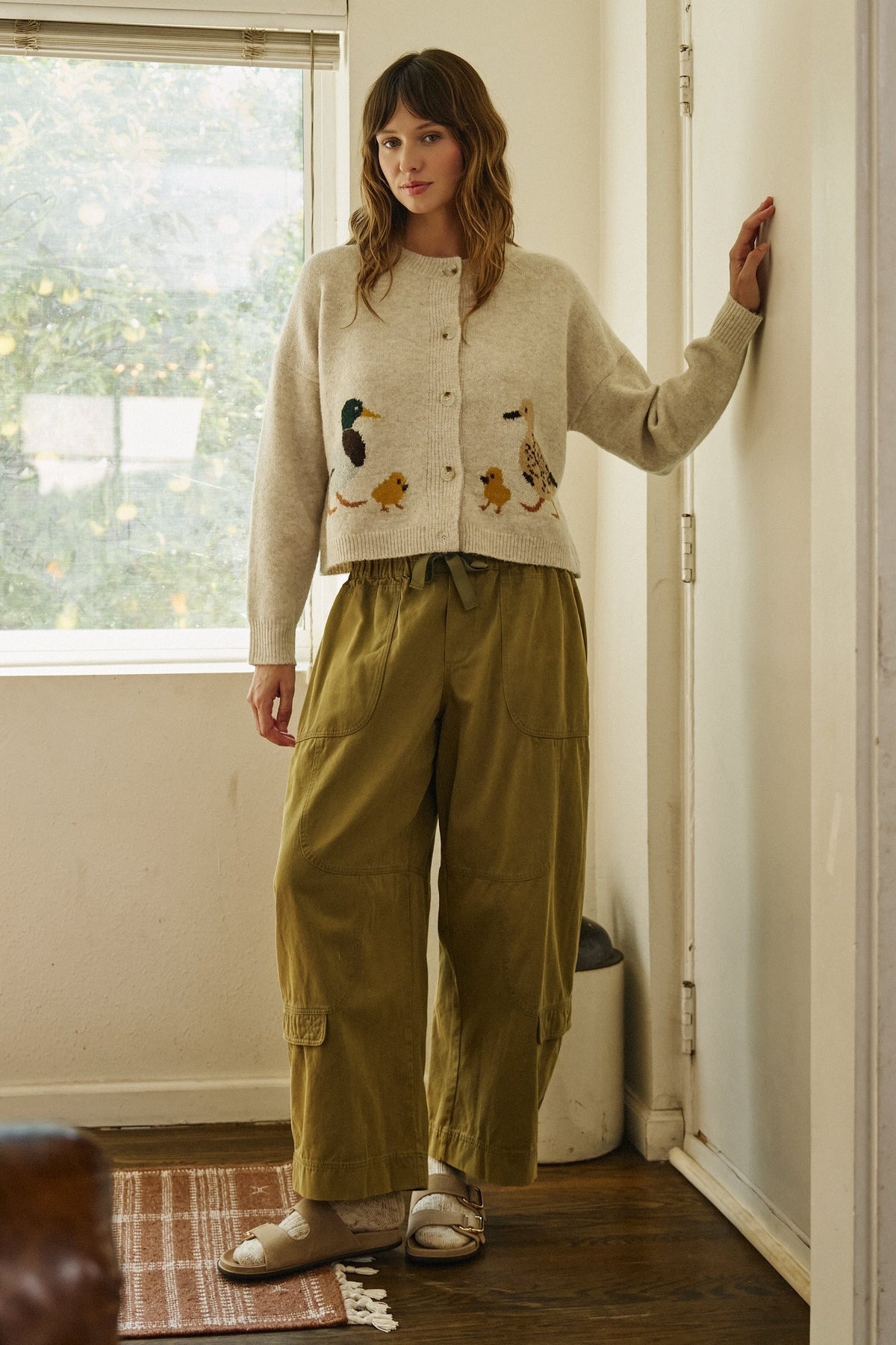 Duckling Parade Intarsia Cardigan in OATMEAL - Women's Cardigans & Shrugs | Urban Daizy