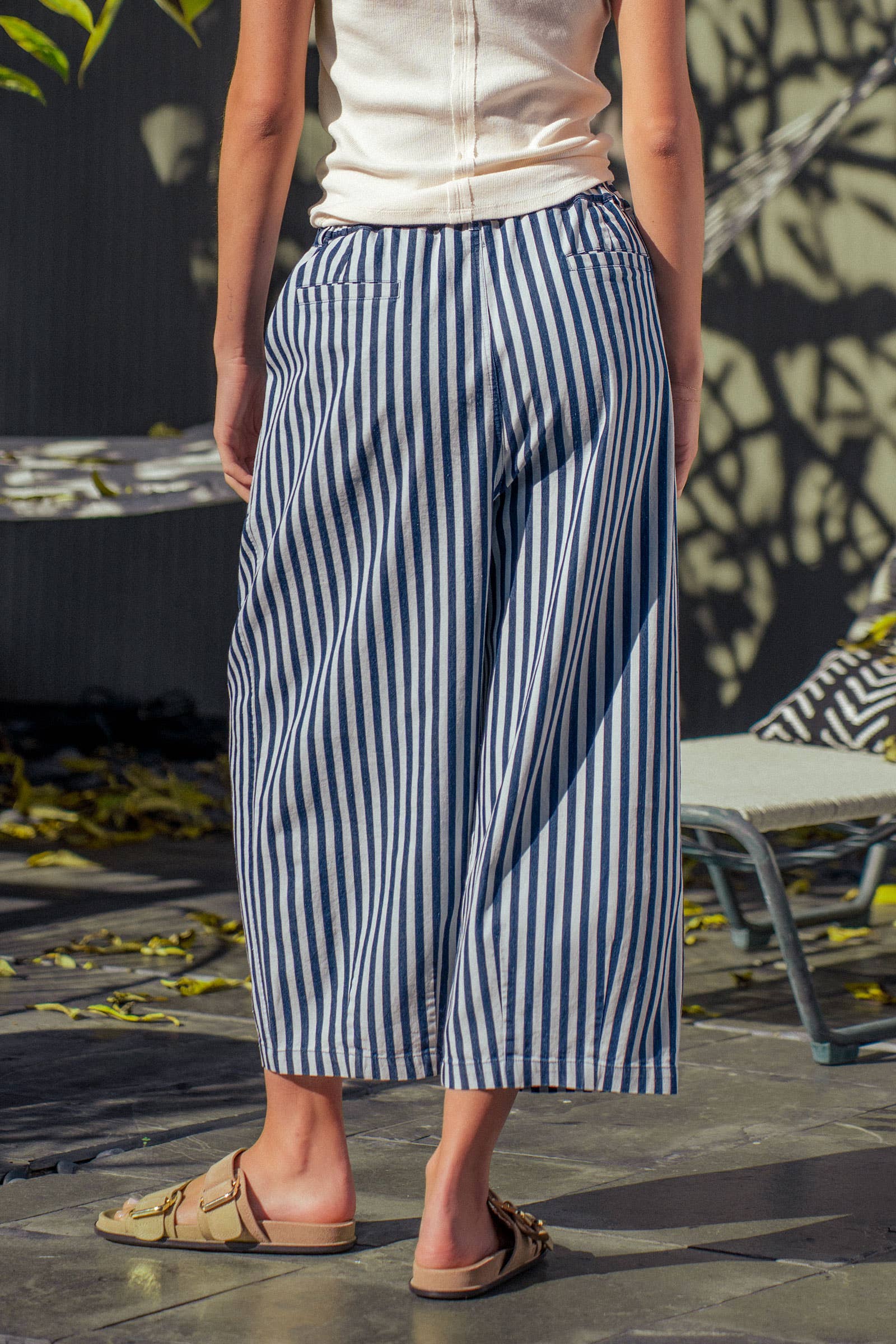 Urban Daizy Striped Pleated Wide Leg Culotte Pants Blue-Stripe Pants - Women's (UDZ-PT-00477) – alternate view 5