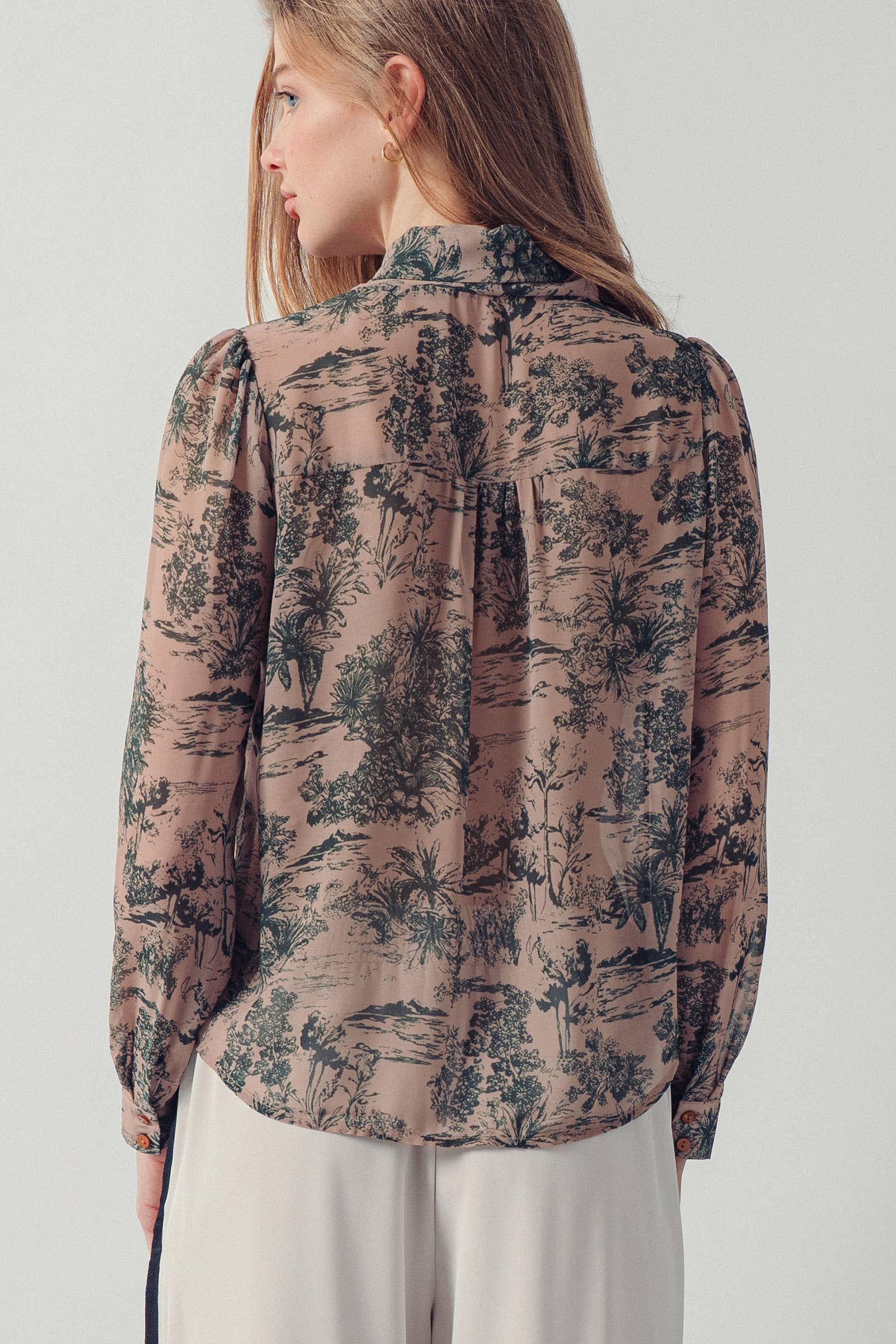 Romantic Toile Print Pussy Bow Blouse