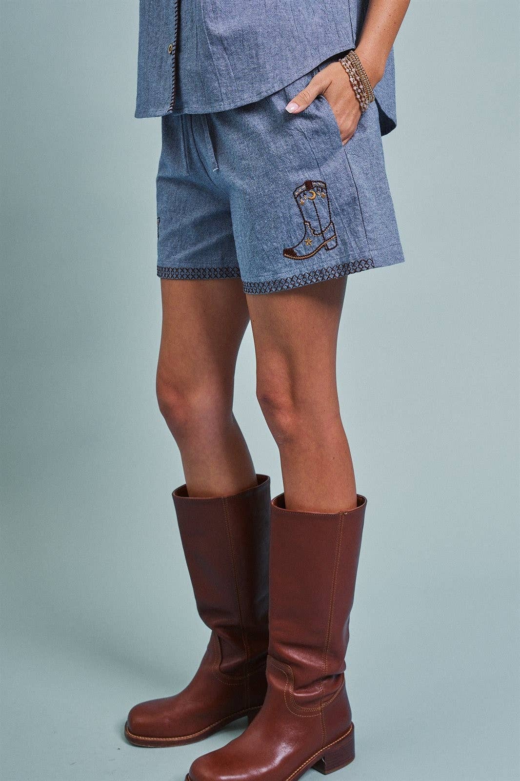 Urban Daizy Sweet Cowgirl Boot Stitch Embroidered Shorts Blue Shorts - Women's (UDZ-PT-00500-Blue) – alternate view 3