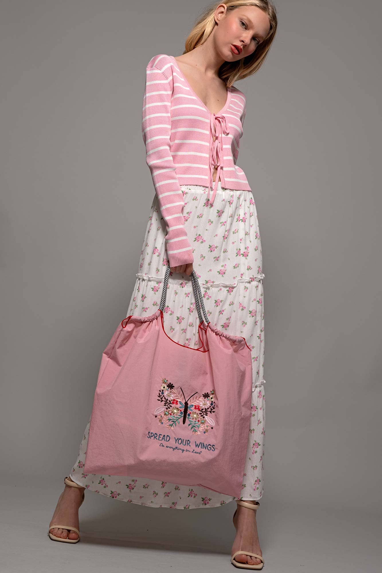 Urban Daizy Butterfly Floral Embroidered Oversized Tote Bag Pink Tote Bag - Women's (UDZ-DR-00388) – alternate view 3