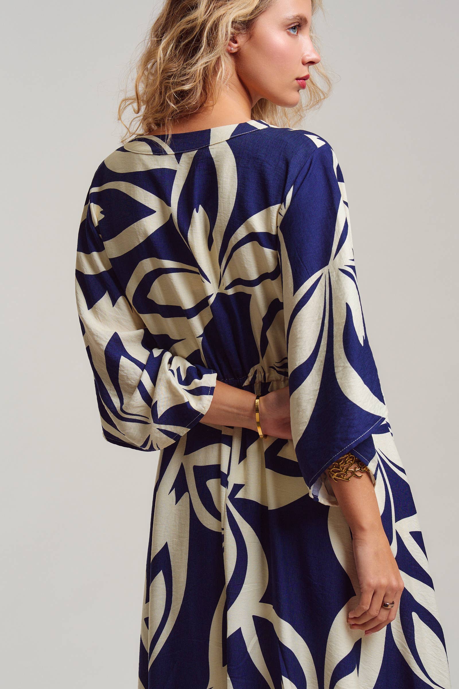 Urban Daizy Navy Abstract Leaf Print Caftan Maxi Dress Navy Dress - Women's (TNDR1631-Navy) – alternate view 9