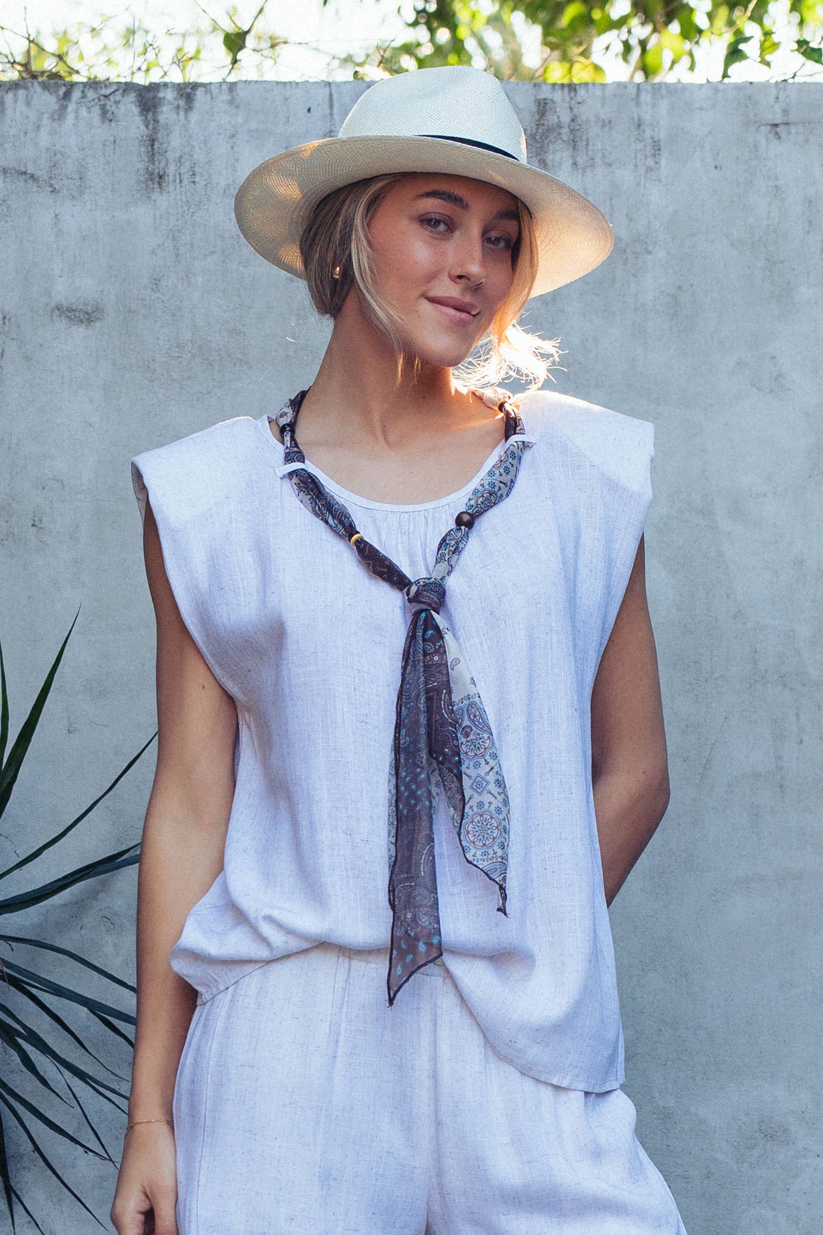 Urban Daizy Paisley Scarf Tie Linen Blend Muscle Top Oatmeal Blouse - Women's (UDZ-TP-01021)