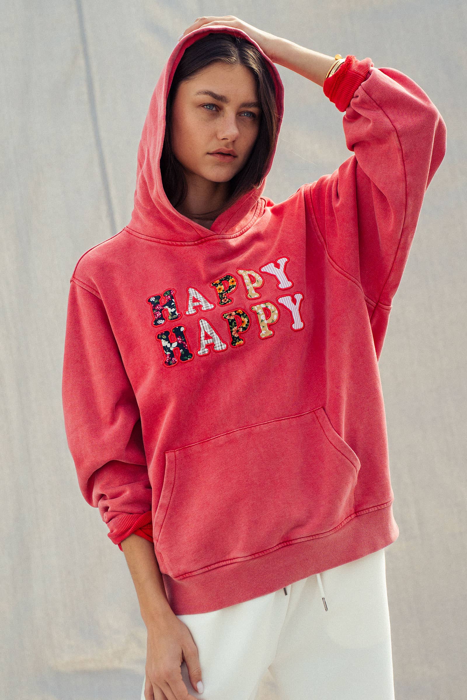 Urban Daizy "HAPPY HAPPY" Vintage Washed Hoodie Red Hoodie - Women's (UDZ-KN-00891) – alternate view 3