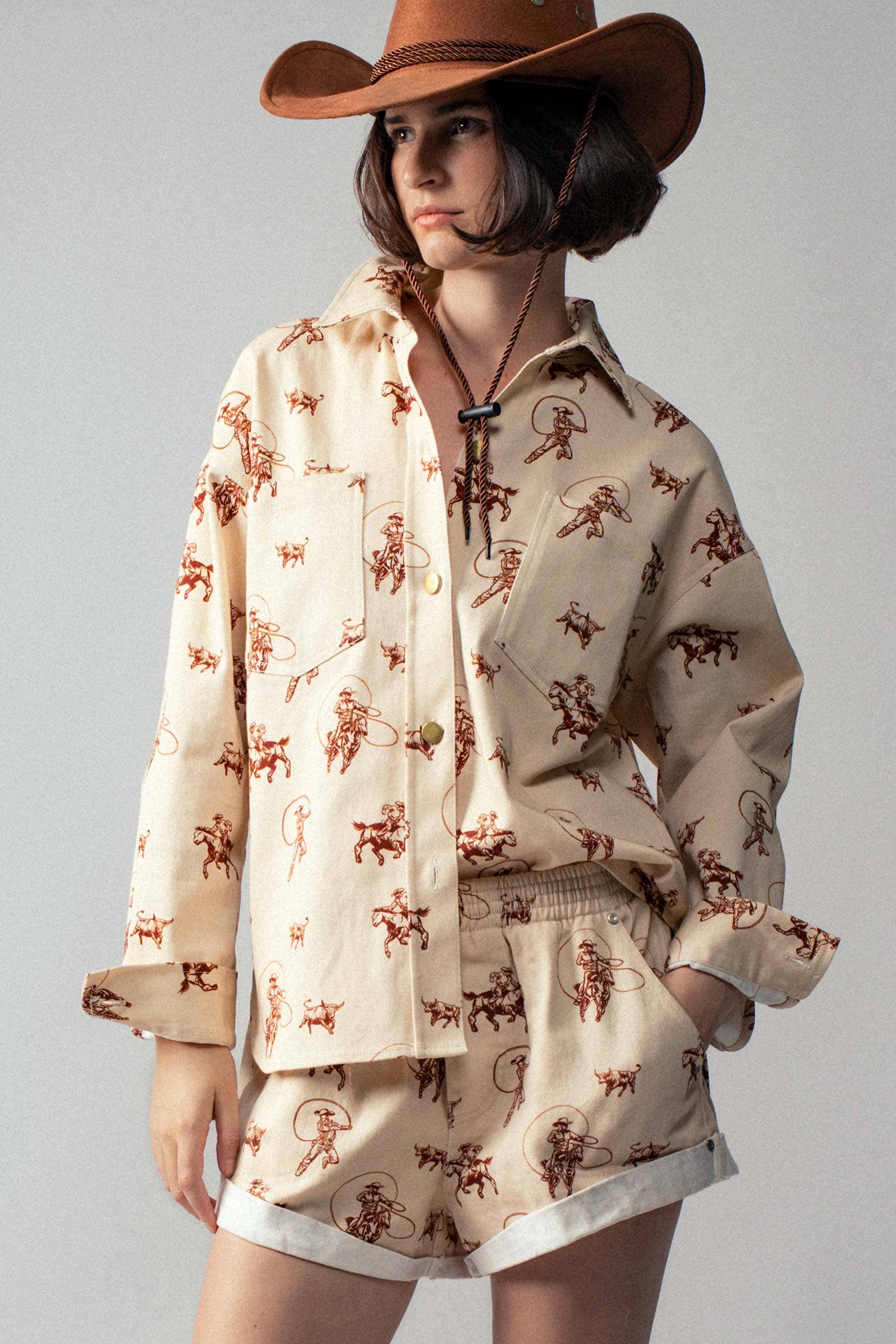 Urban Daizy Western Rodeo Ready Roundup Shirt Ivory Button Down Shirt - Women's (UDZ-DR-00390)