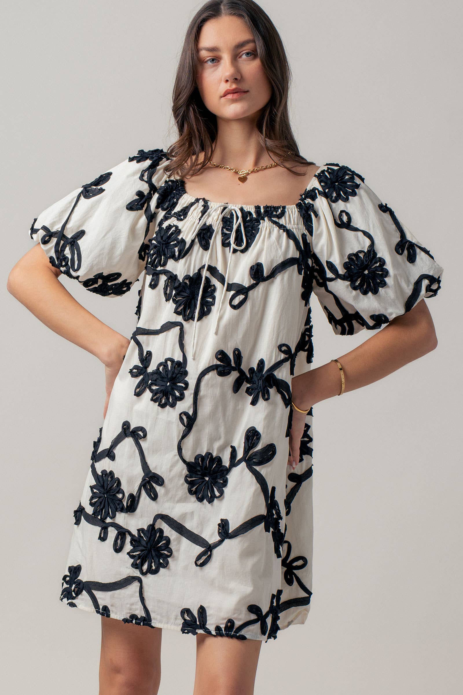 Floral Embroidery Off-Shoulder Puff Sleeve Mini Dres