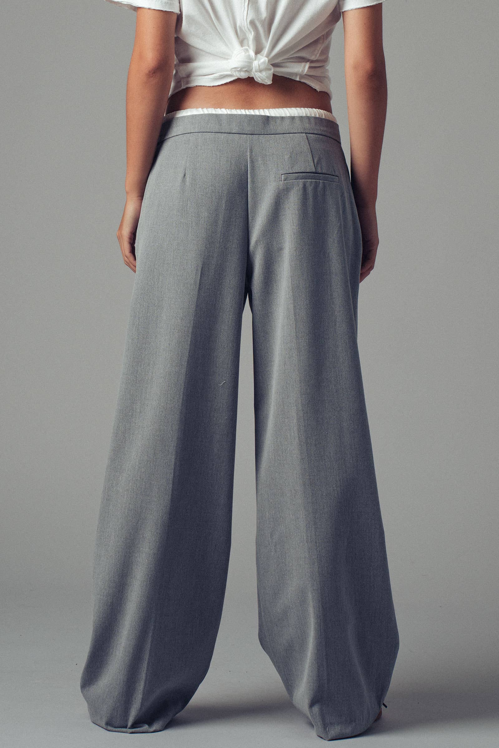 Relaxed Wide-Leg Drawstring Trousers