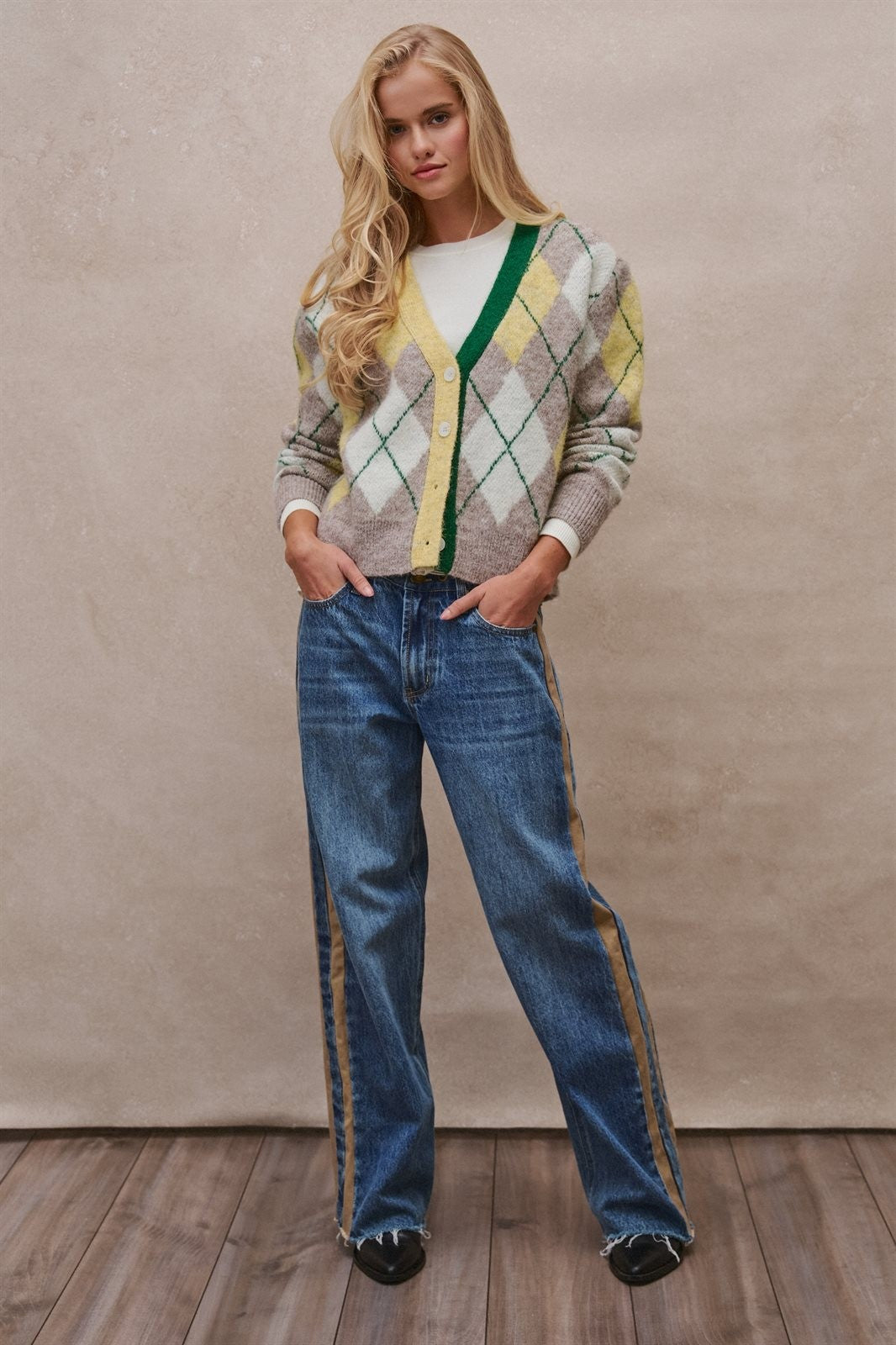 Vintage Pastel Argyle Back to School Cardigan in Preppy Old  in GREEN - Women's Cardigans & Shrugs | Urban Daizy