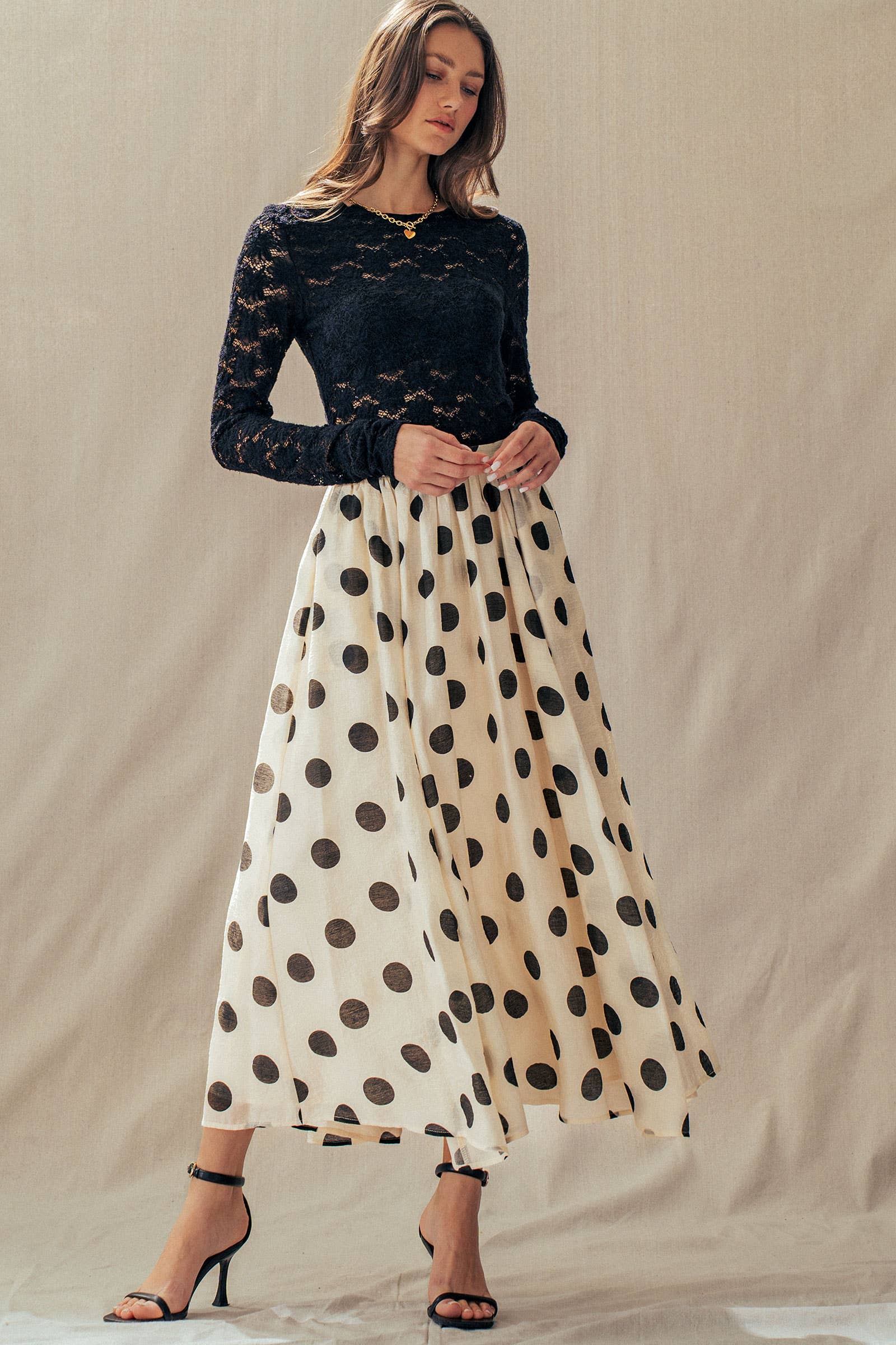 Romantic Floral Stretch Lace Layering Top