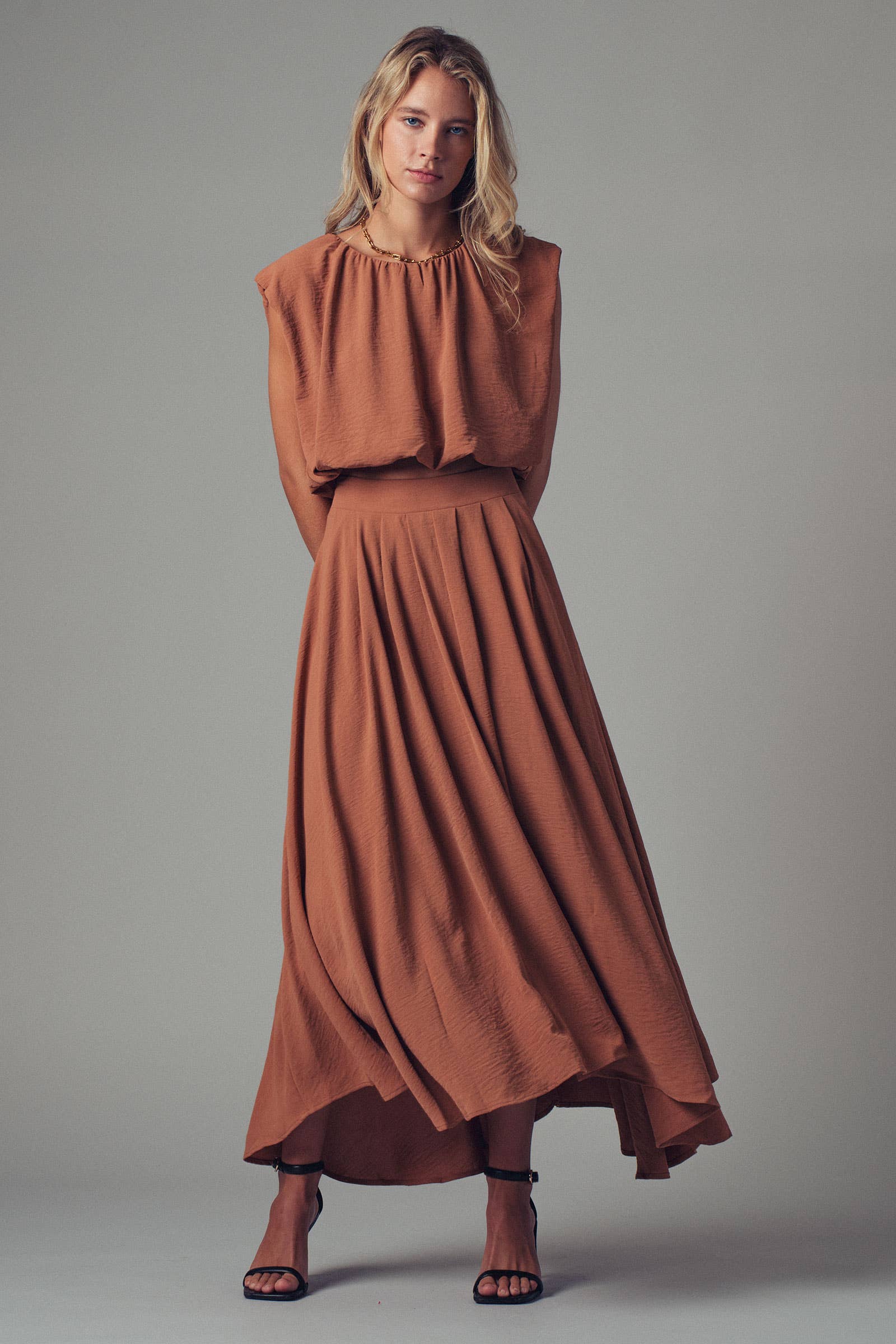 Pleated High-Waist Flowy Skirt