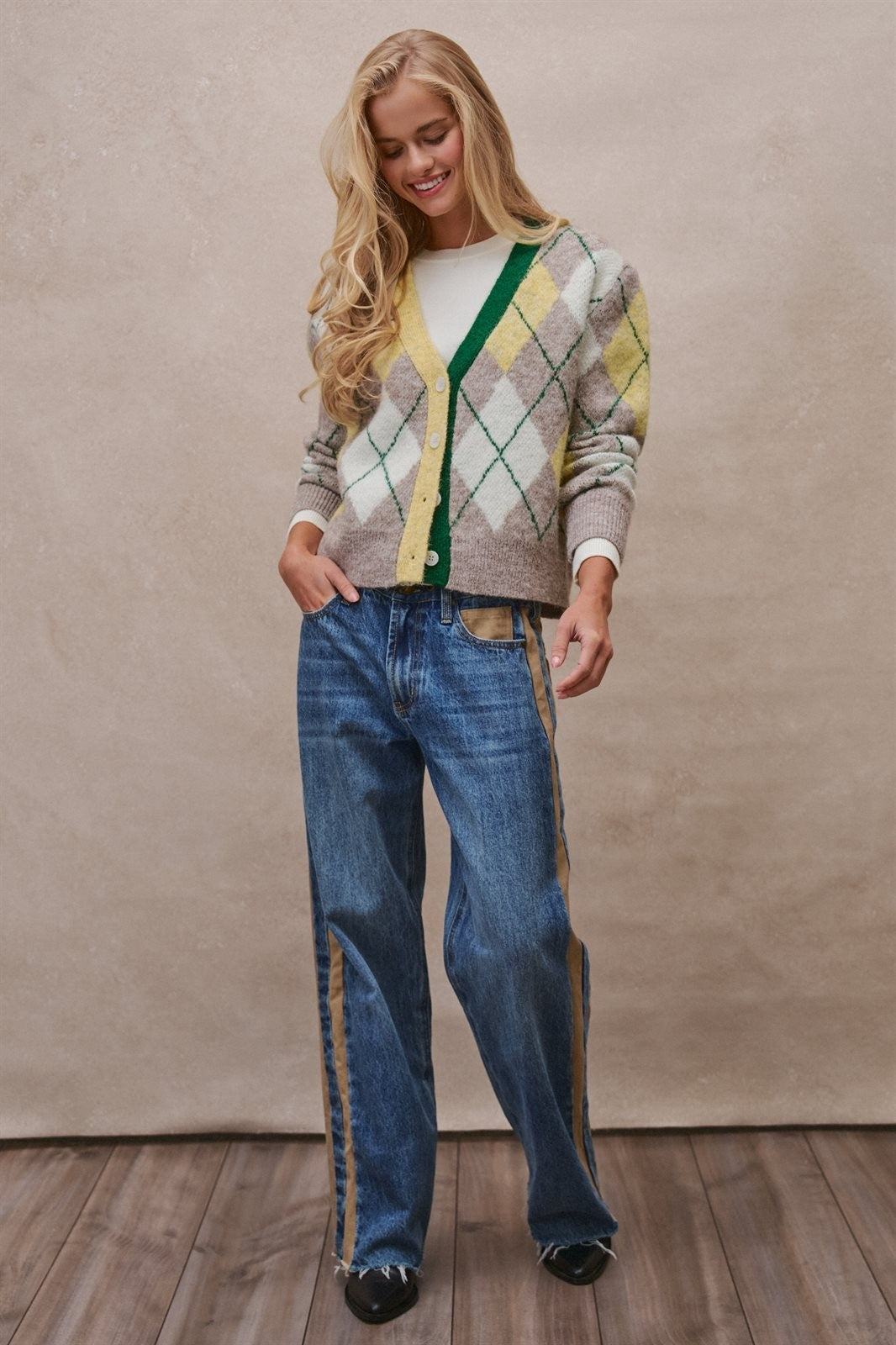 Vintage Pastel Argyle Back to School Cardigan in Preppy Old  in GREEN - Women's Cardigans & Shrugs | Urban Daizy