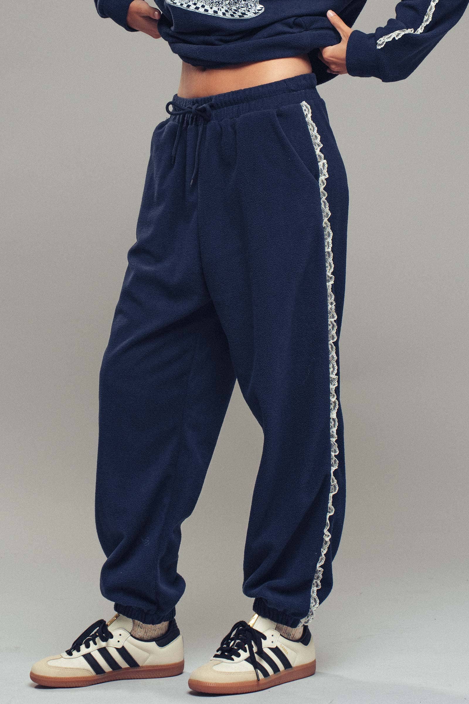 Jane’s Carousel Lace Trim Lounge Set