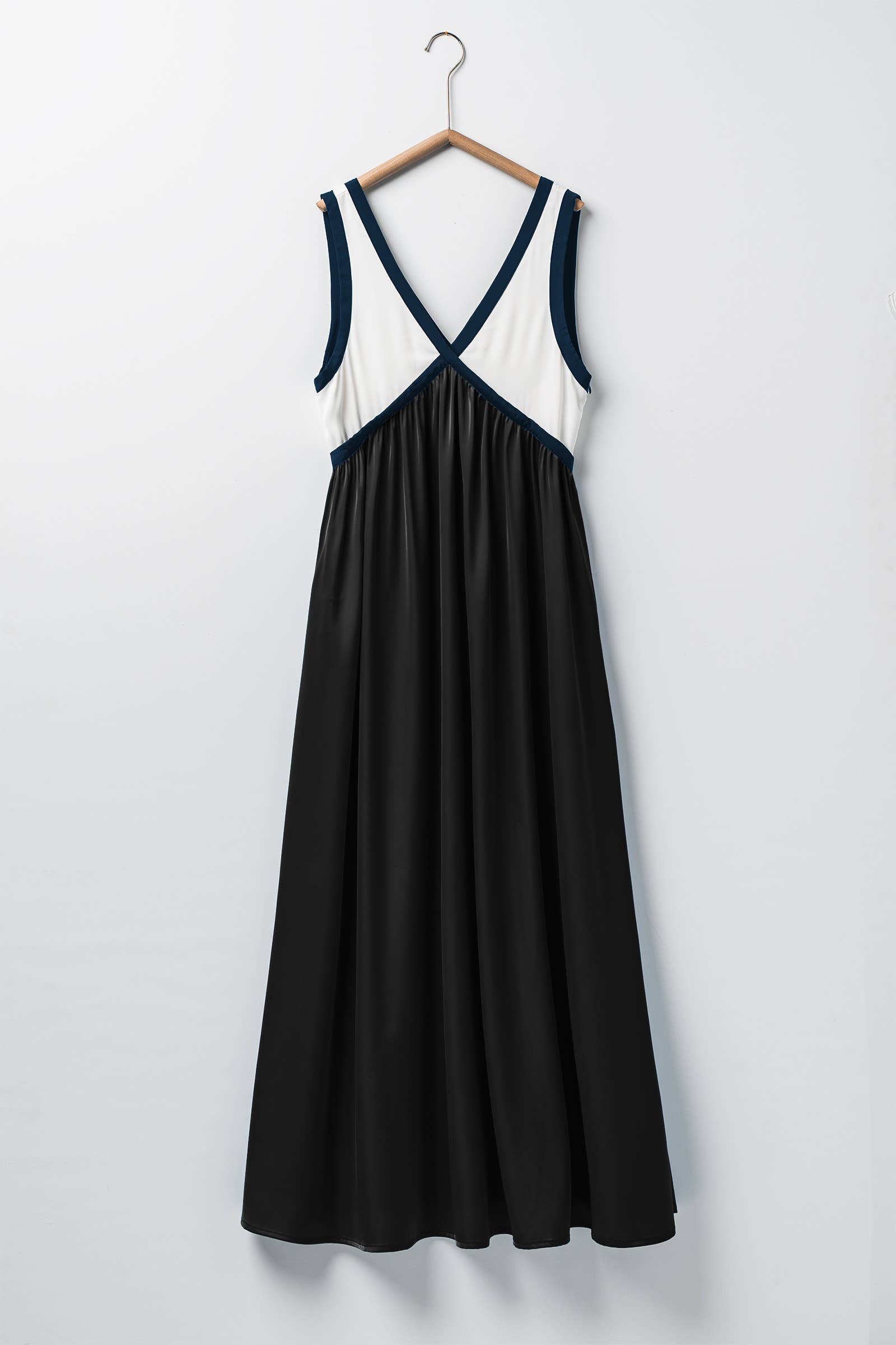 Contrast Piping Empire Waist Dress