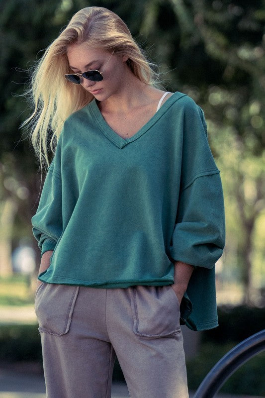 Relaxed Vintage V-Neck Oversized Sweatshirt in EMERALD GREEN - Women's Sweatshirts & Hoodies | Urban Daizy