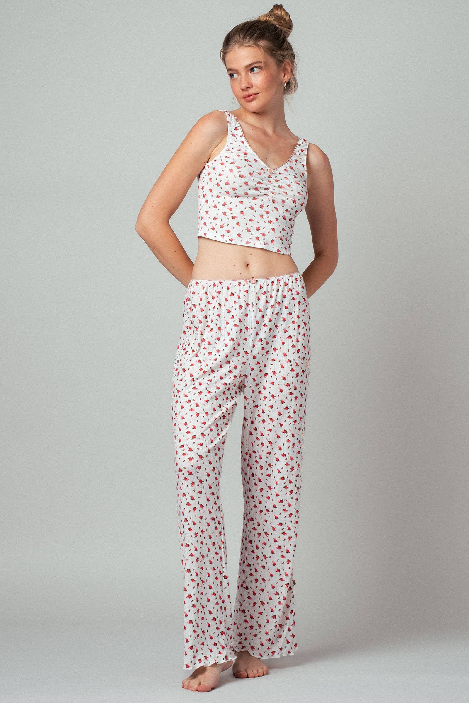 Urban Daizy Romantic Rose Print Ruched Crop Tank Ivory Tank Top - Women's (UDZ-TP-01032) – alternate view 2