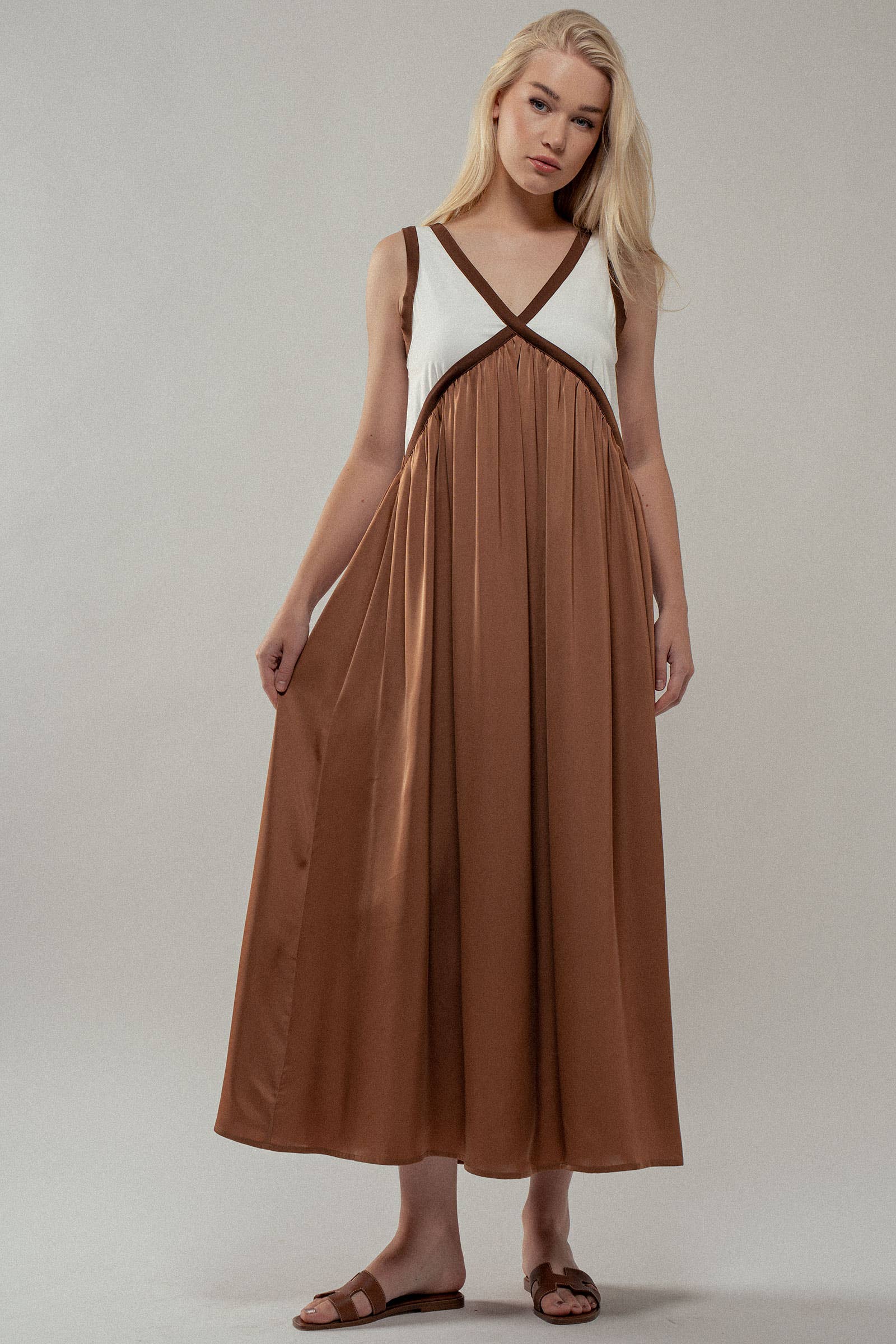 Contrast Piping Empire Waist Dress