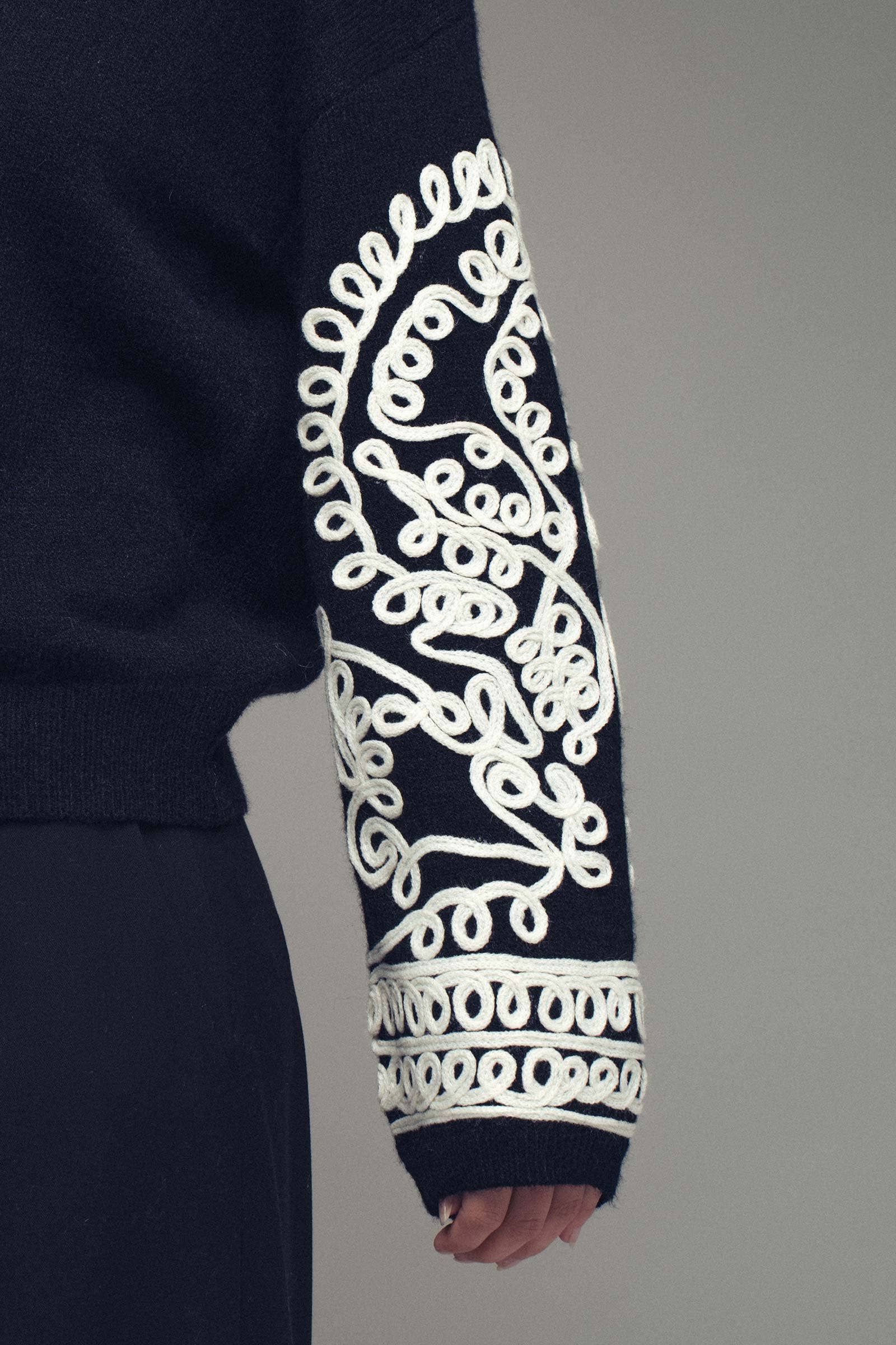 Urban Daizy Embroidered Sleeve Ivory Knit Sweater Ivory-Black Knit Sweater - Women's (UDZ-KN-00654) – alternate view 22