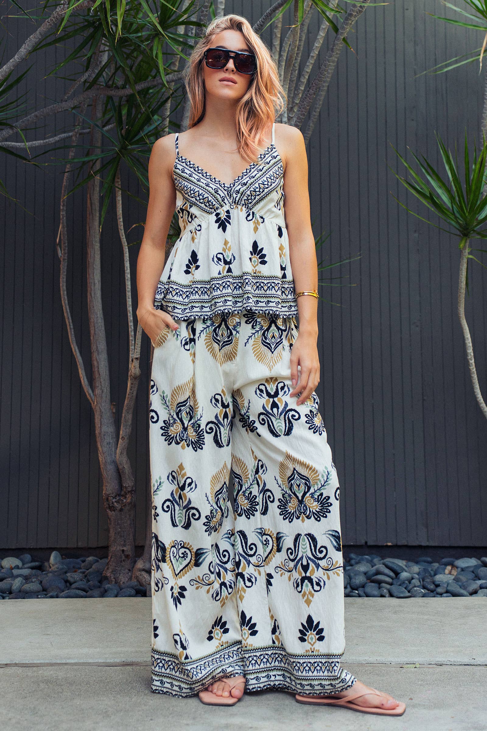 Urban Daizy Boho Paisley Print Wide Leg Palazzo Pants Black Pants - Women's (UDZ-PT-00488) – alternate view 6