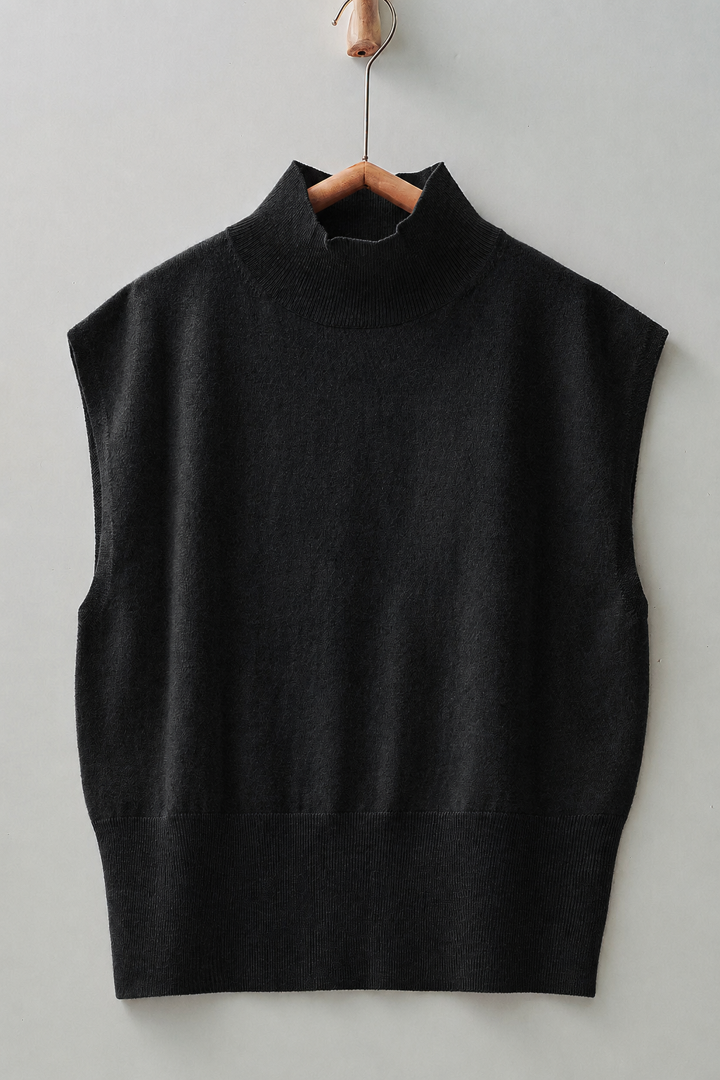 Mock Neck Sleeveless Blouson Knit Top