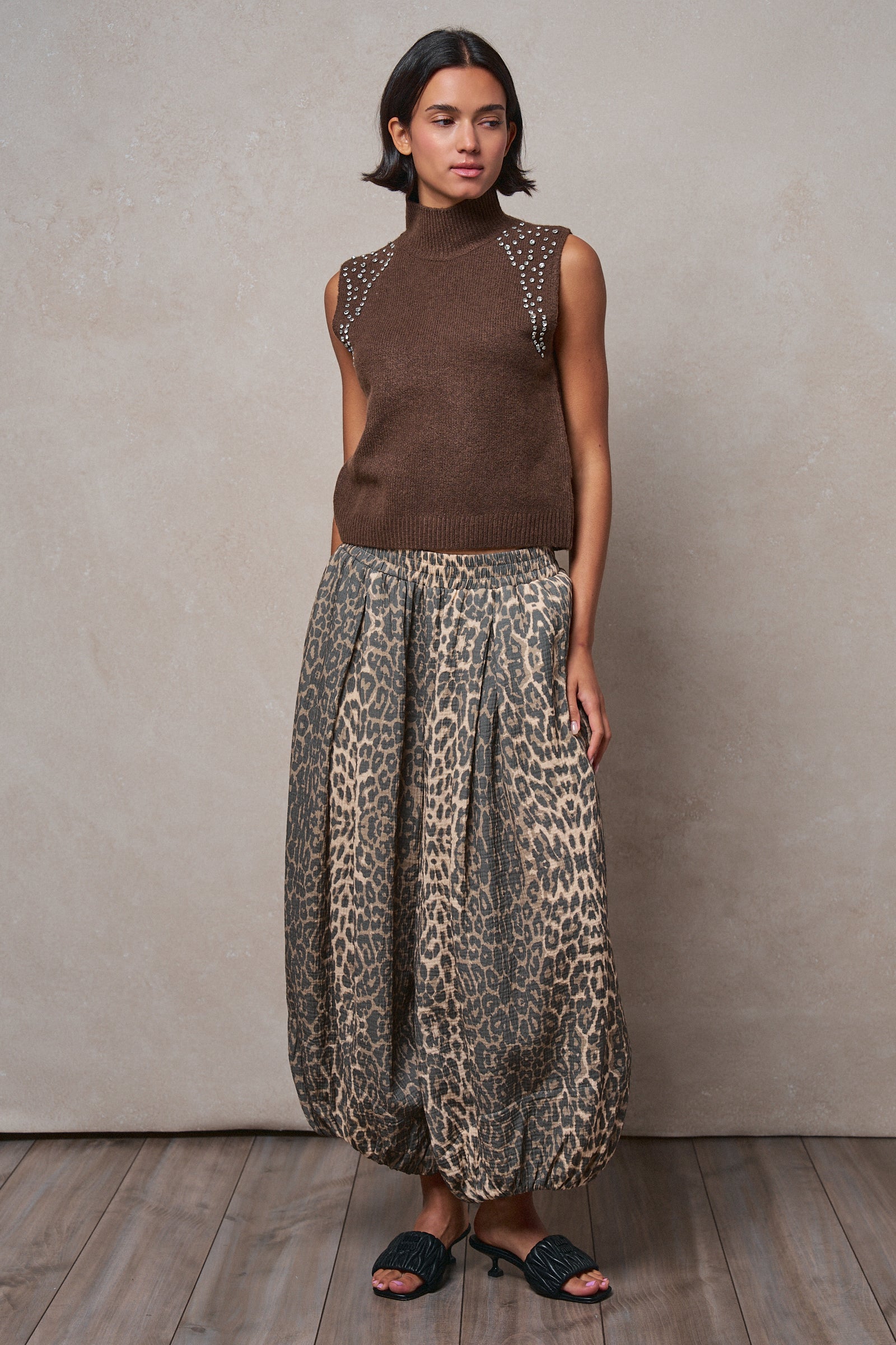 Ribbed Knit Sleeveless Mock Neck Sweater Top in OATMEAL - Women's Sweaters | Urban Daizy