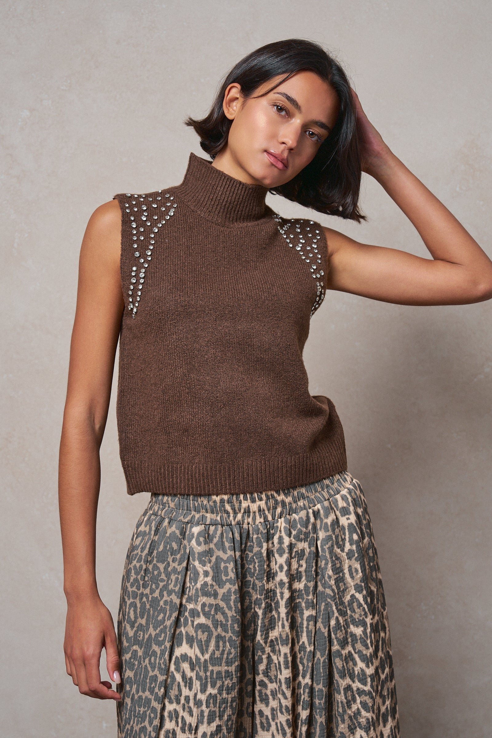 Ribbed Knit Sleeveless Mock Neck Sweater Top in MOCHA - Women's Sweaters | Urban Daizy