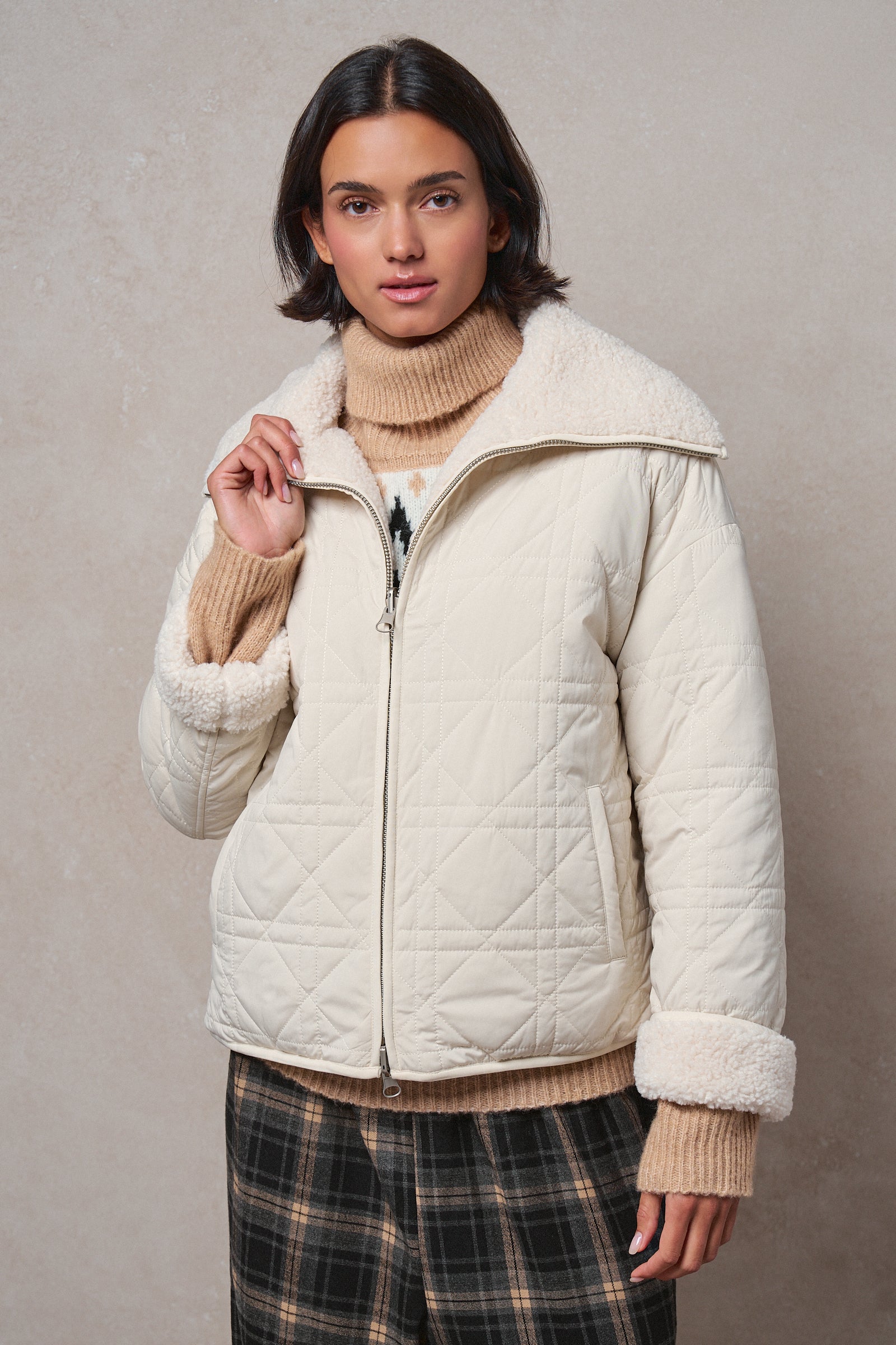 Quilted Sherpa Collar Zip-Up Puffer Jacket in IVORY - Women's Fashion | Urban Daizy