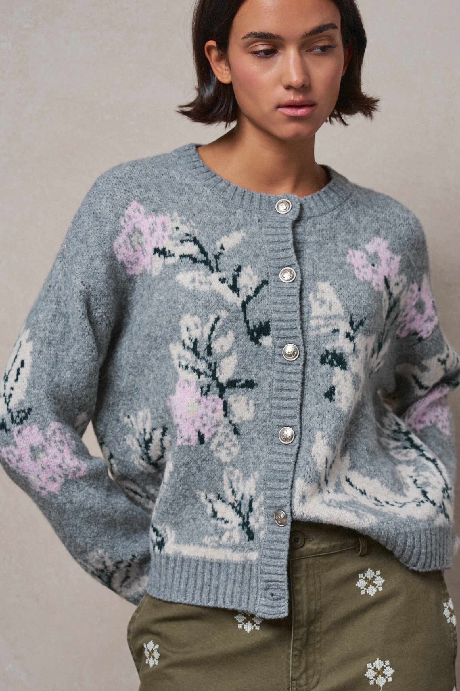 Floral Intarsia Knit Cardigan in GREY - Women's SWEATERS | Urban Daizy