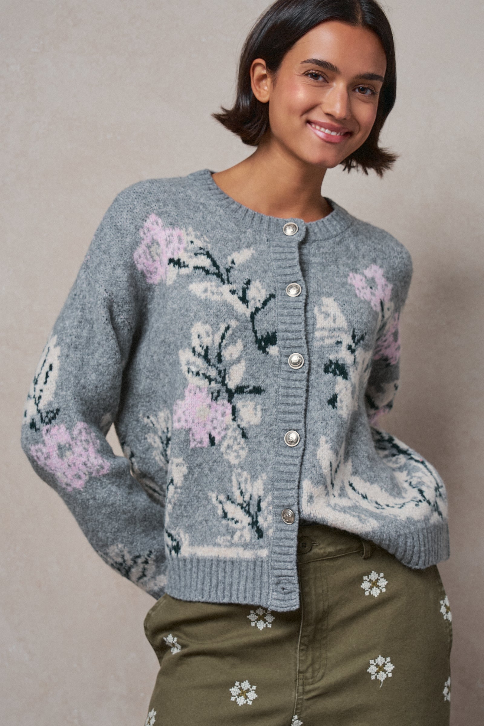 Floral Intarsia Knit Cardigan in GREY - Women's SWEATERS | Urban Daizy