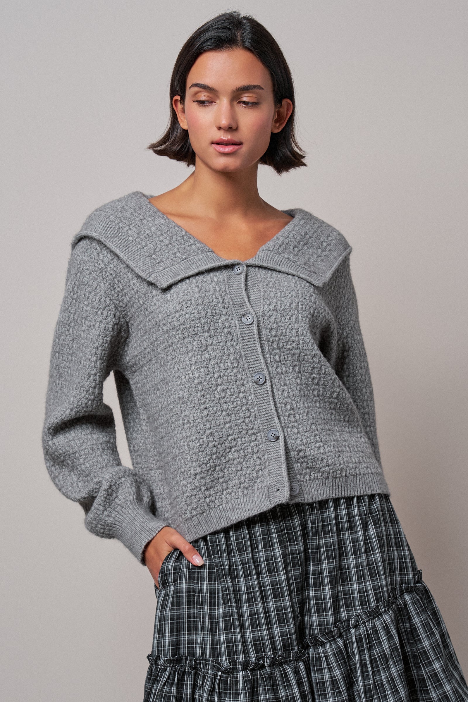 Statement Collar Snap Cardigan in GREY - Women's SWEATERS | Urban Daizy