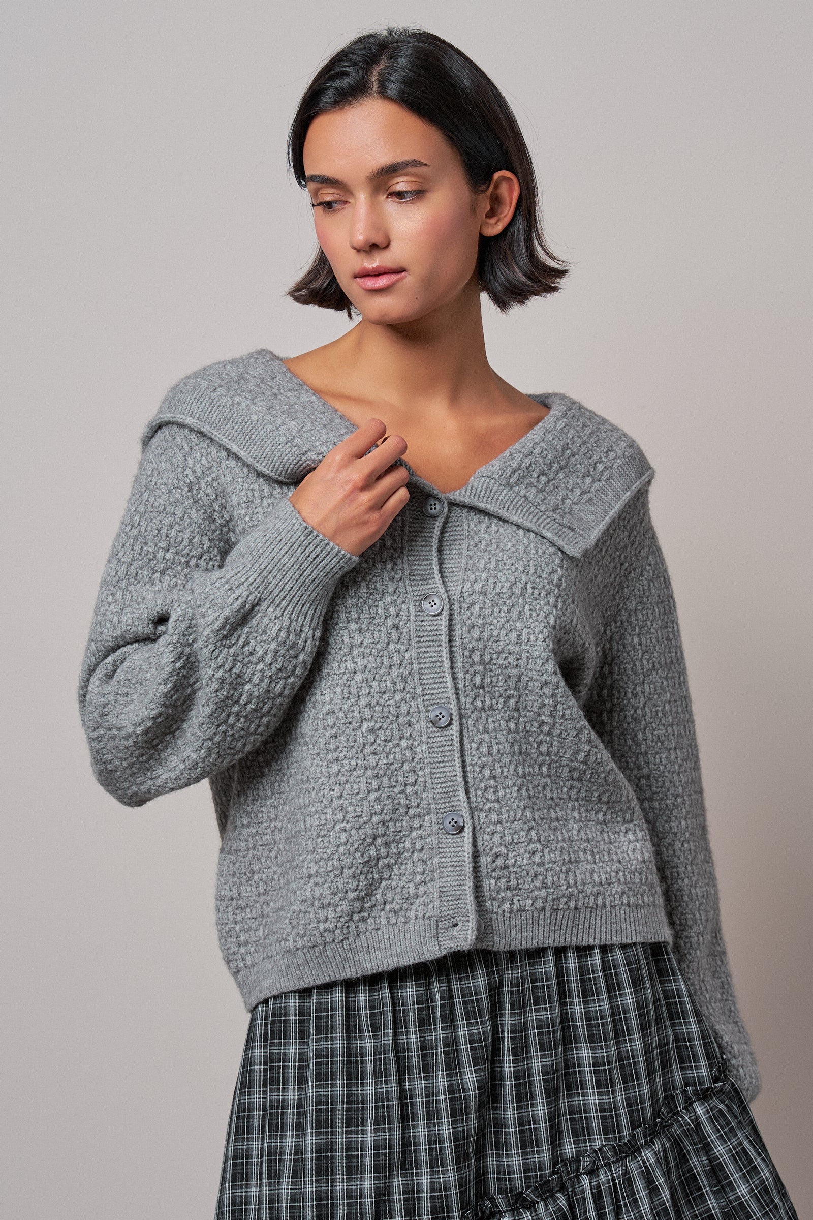 Statement Collar Snap Cardigan in GREY - Women's SWEATERS | Urban Daizy