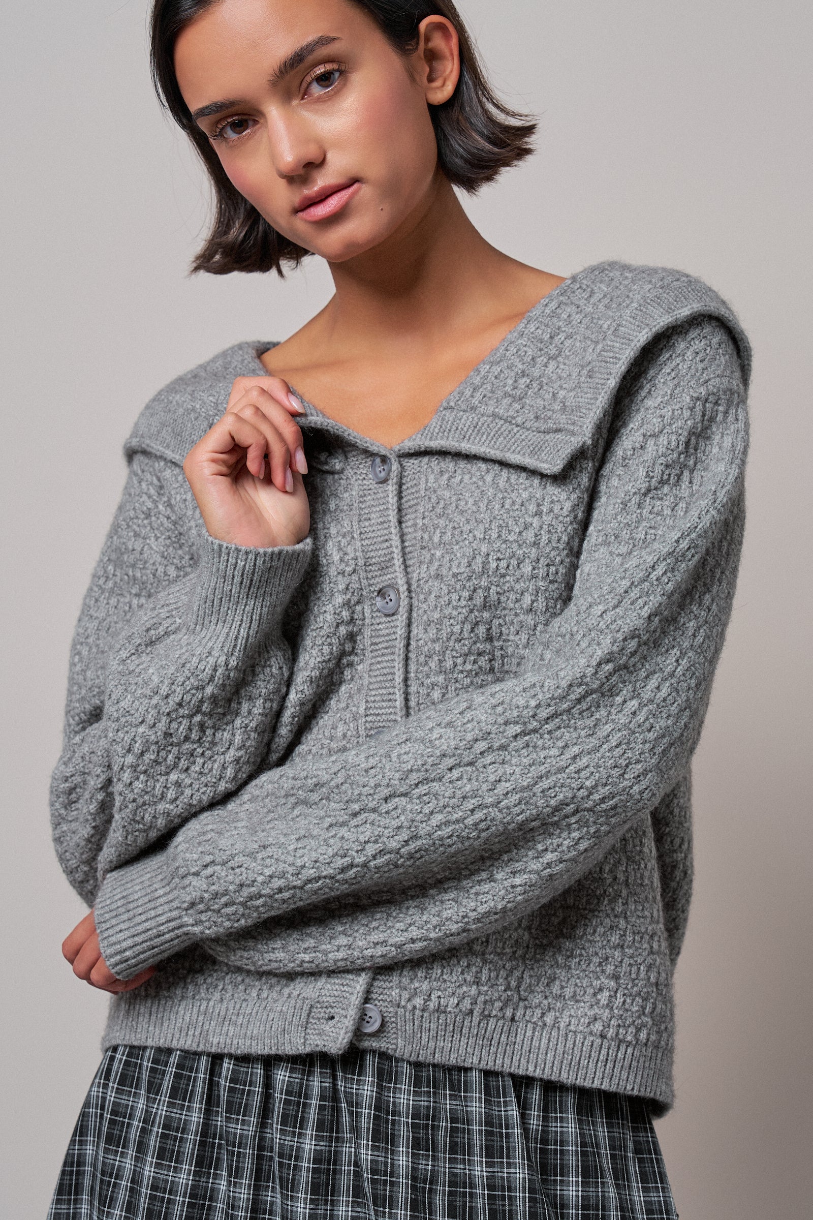 Statement Collar Snap Cardigan in GREY - Women's SWEATERS | Urban Daizy