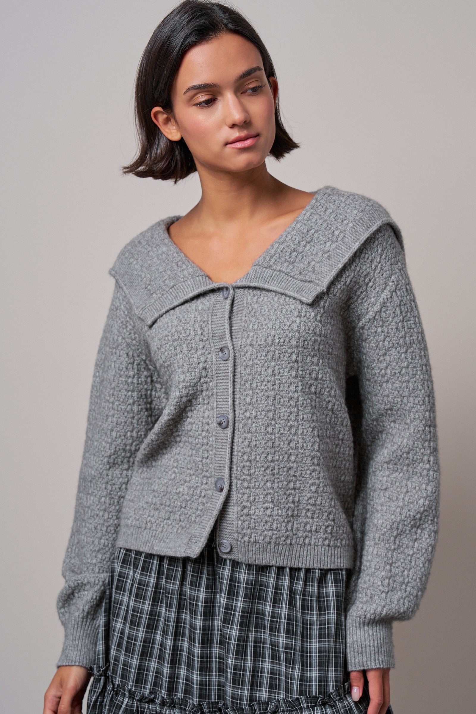 Statement Collar Snap Cardigan in GREY - Women's SWEATERS | Urban Daizy