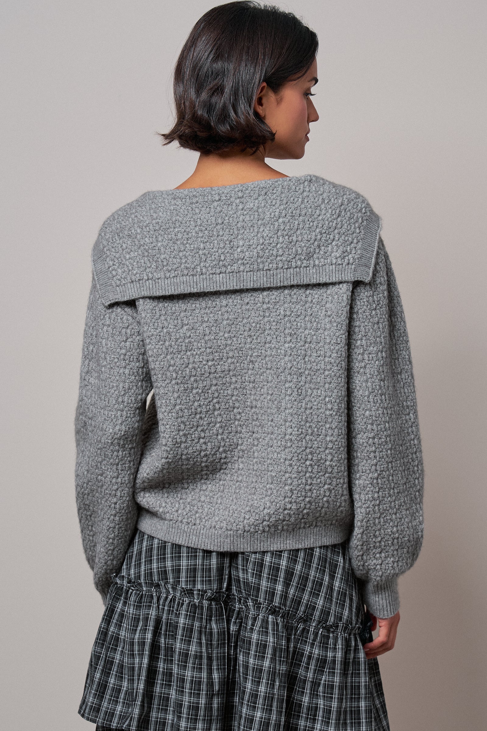 Statement Collar Snap Cardigan in GREY - Women's SWEATERS | Urban Daizy