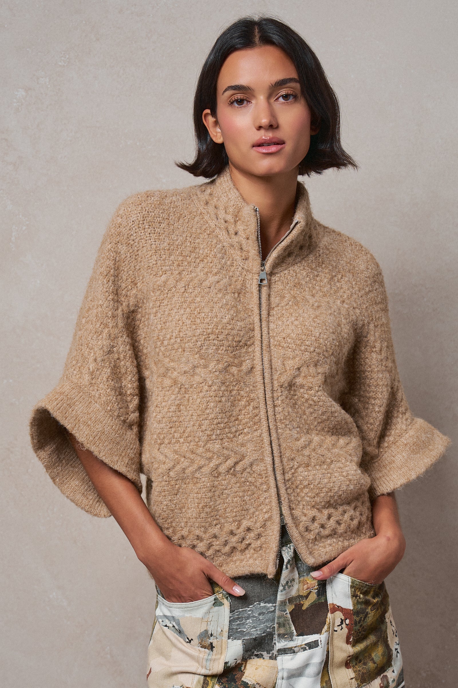 Cable Knit Zip-Up Oversized Cardigan Sweater - Women's SWEATERS | Urban Daizy