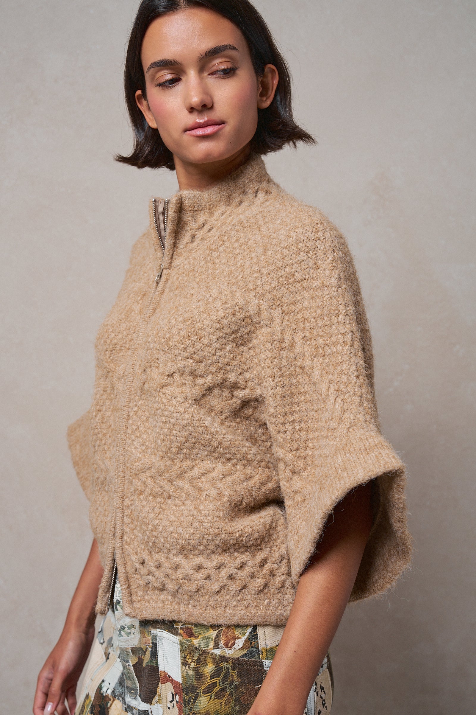 Cable Knit Zip-Up Oversized Cardigan Sweater - Women's SWEATERS | Urban Daizy