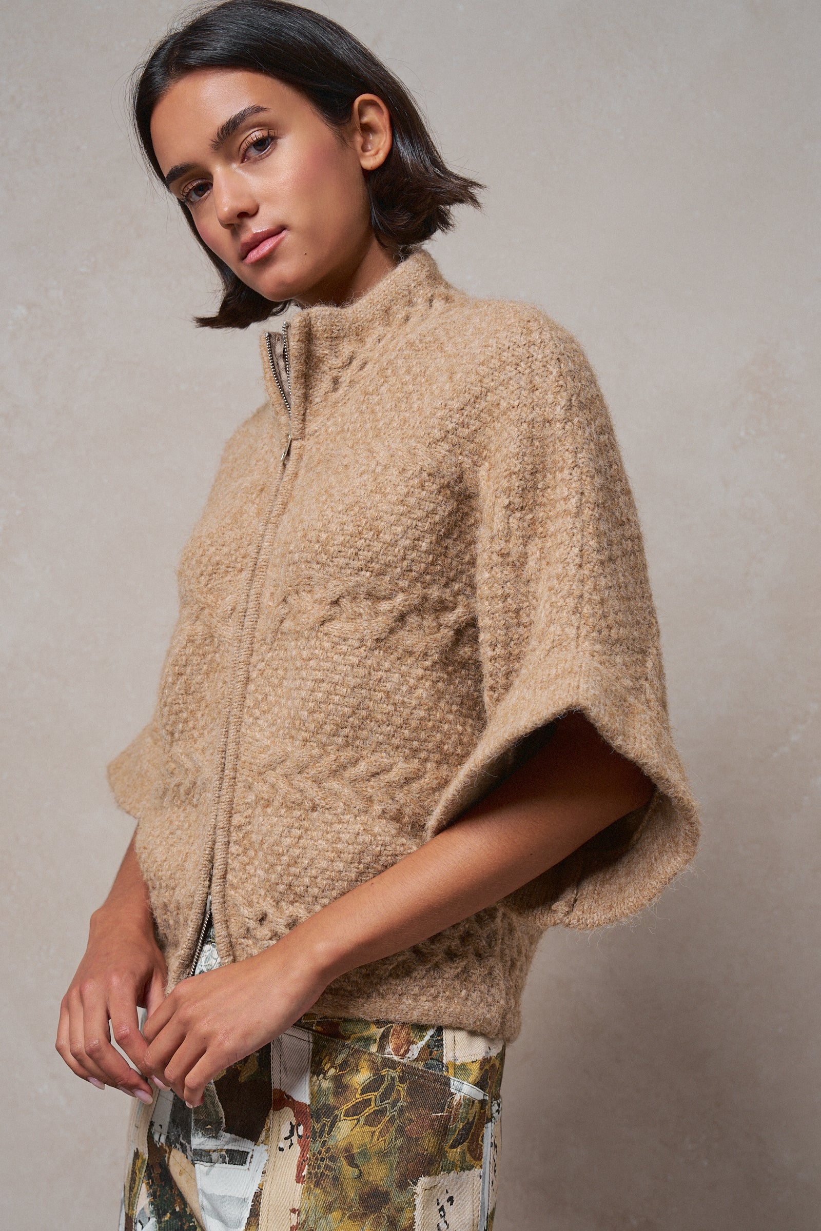 Cable Knit Zip-Up Oversized Cardigan Sweater - Women's SWEATERS | Urban Daizy