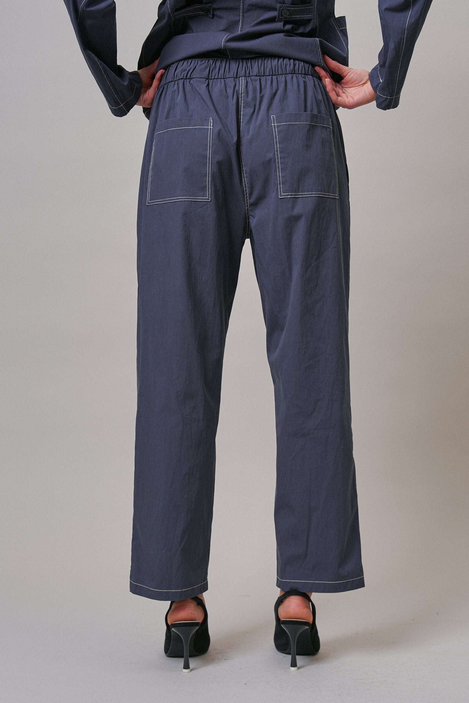 Elastic Waist Contrast Stitch Woven Pants in NAVY - Women's Pants | Urban Daizy