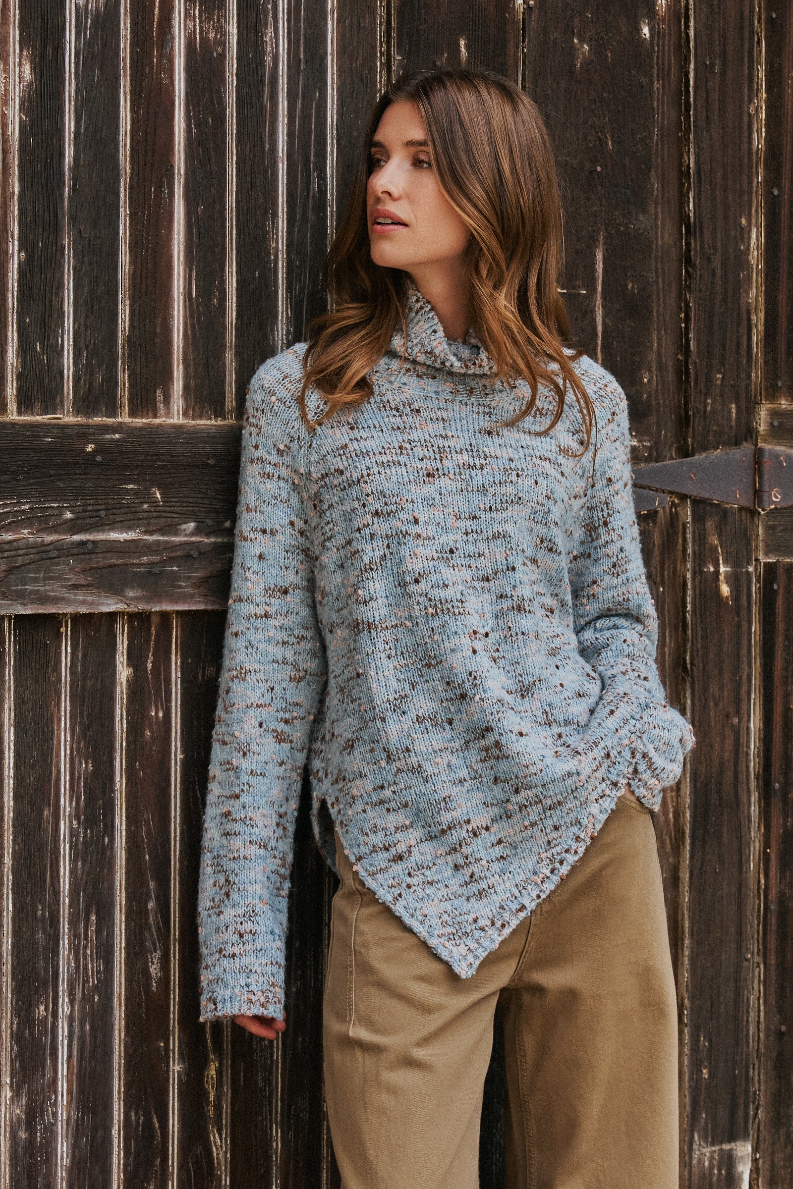 Chunky Speckled Turtleneck Poncho Sweater in BLUE - Women's Sweaters | Urban Daizy