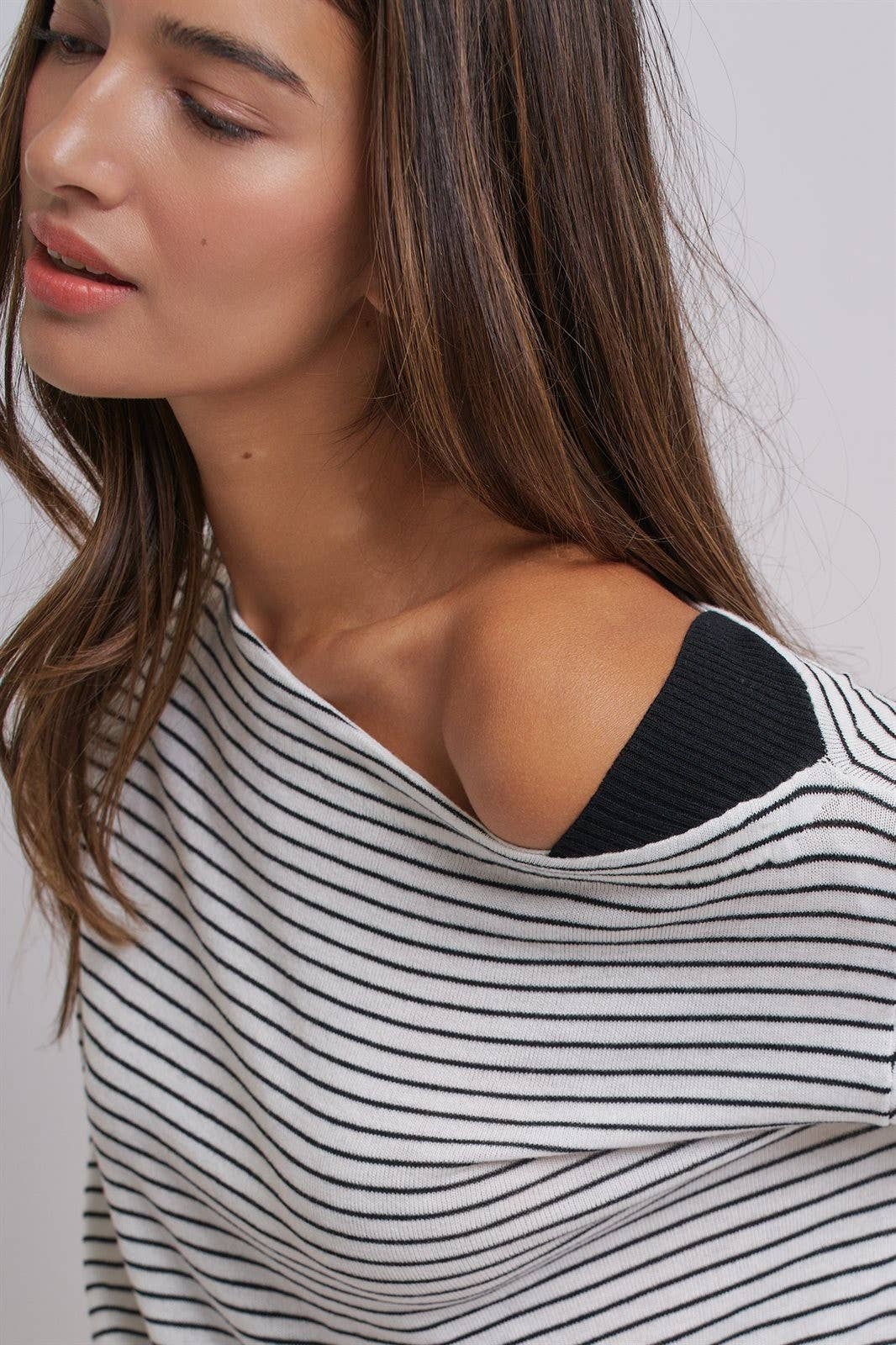 Urban Daizy Asymmetrical Striped One-Shoulder Top Ivory-Black Knit Top - Women's (UDZ-TP-01085-Ivory-Black) – alternate view 13