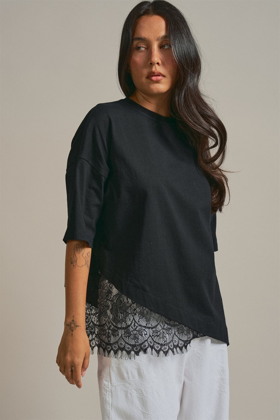 Oversized Cotton Tee with Asymmetric Lace Hem in BLACK - Women's T-Shirts & Polos | Urban Daizy