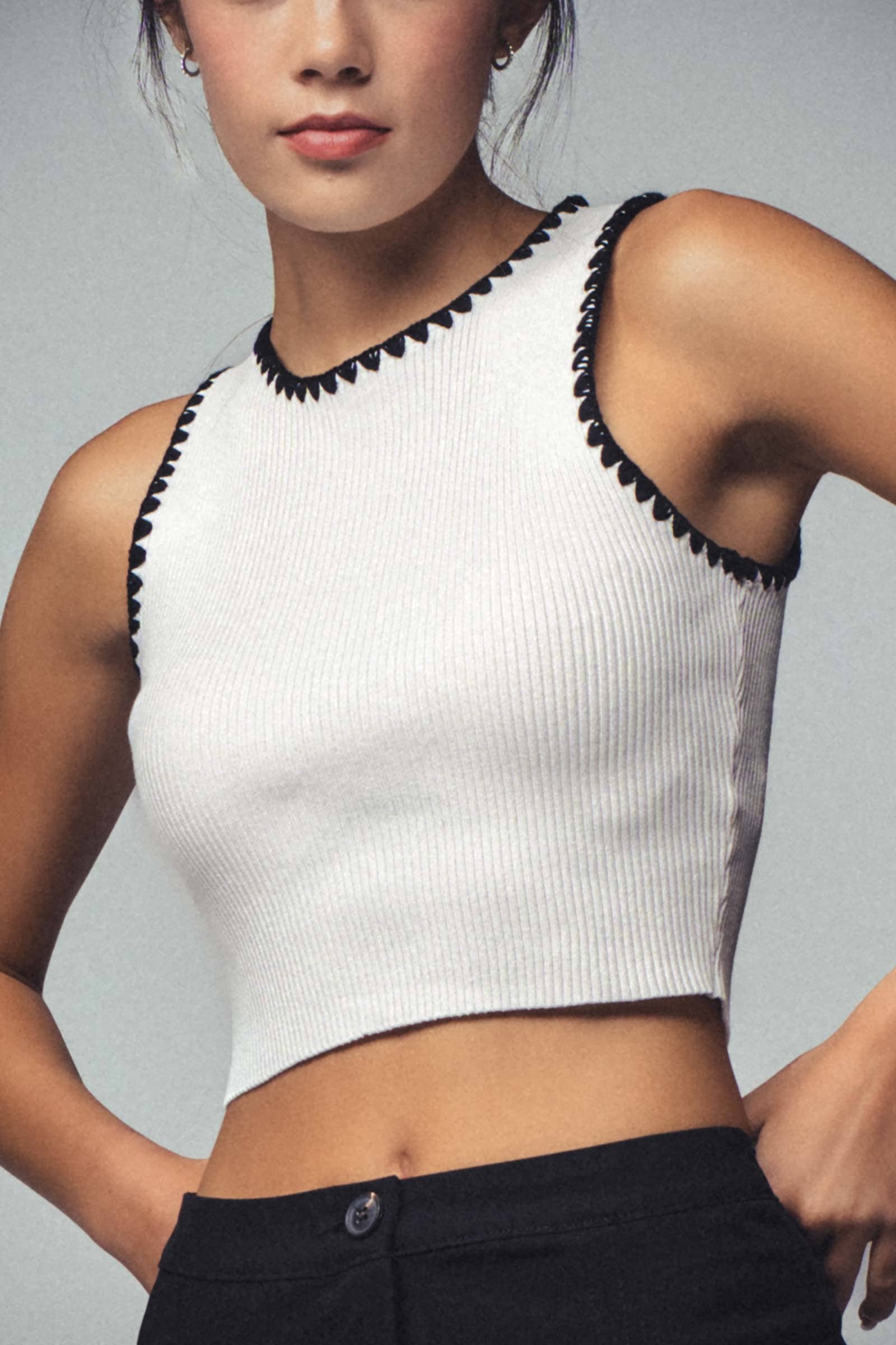 Urban Daizy Scalloped Ribbed Knit Crop Top Khaki Knit Top - Women's (UDZ-TP-00809) – alternate view 13