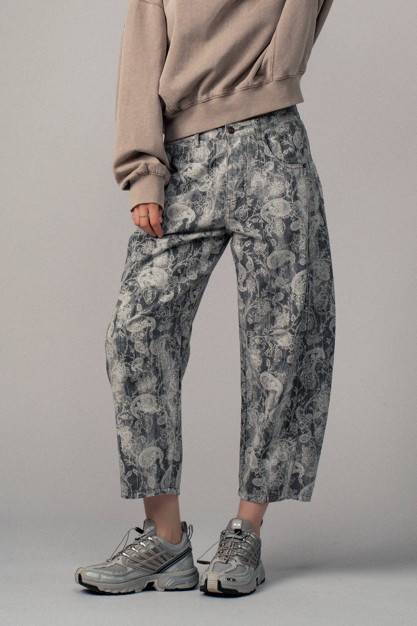 Urban Daizy Paisley Print Cropped Wide Leg Pants Grey Pants - Women's (UDZ-TP-00813) – alternate view 12