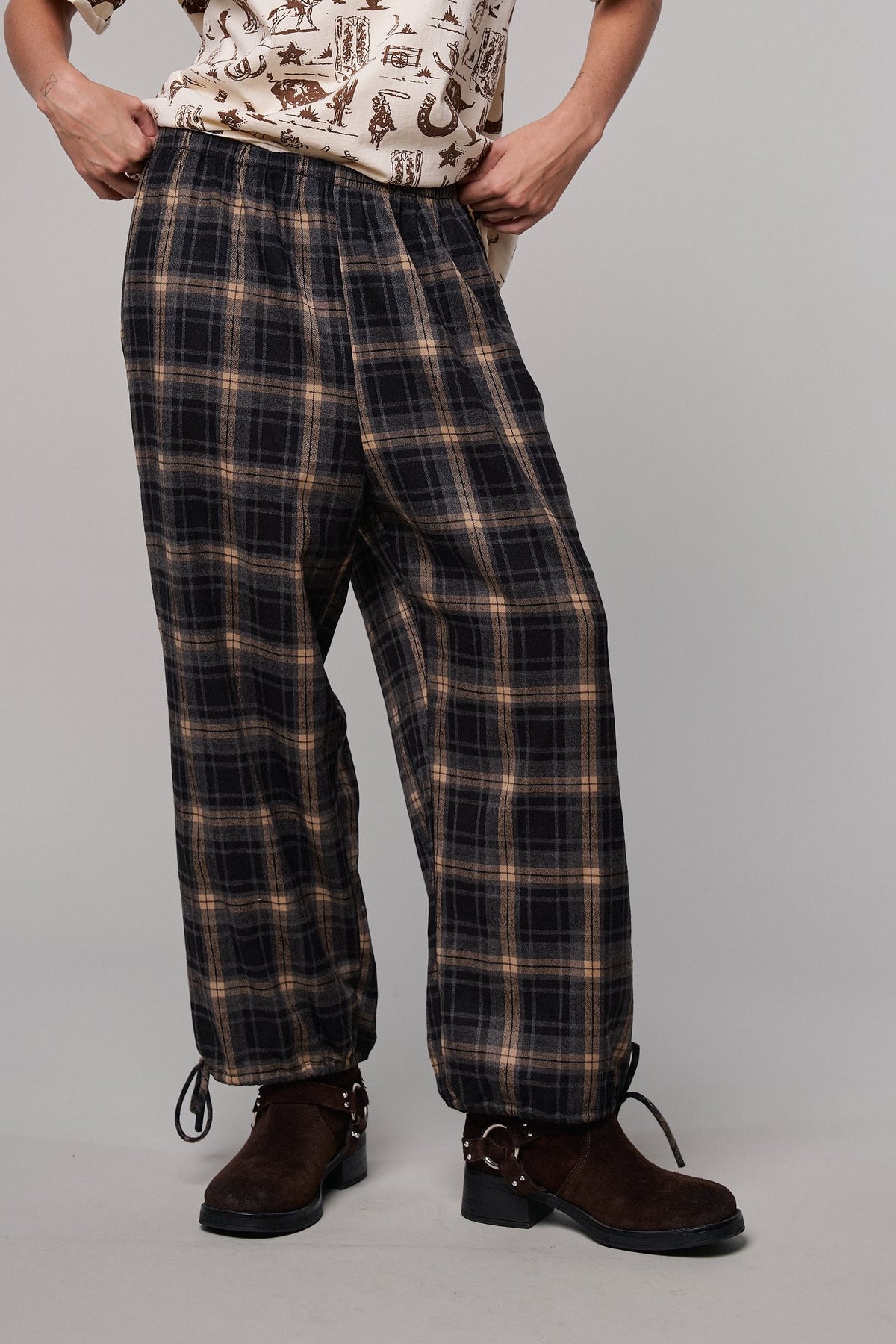 Campfire Plaid Flannel Jogger Pants in BLACK - Women's Casual Pants | Urban Daizy