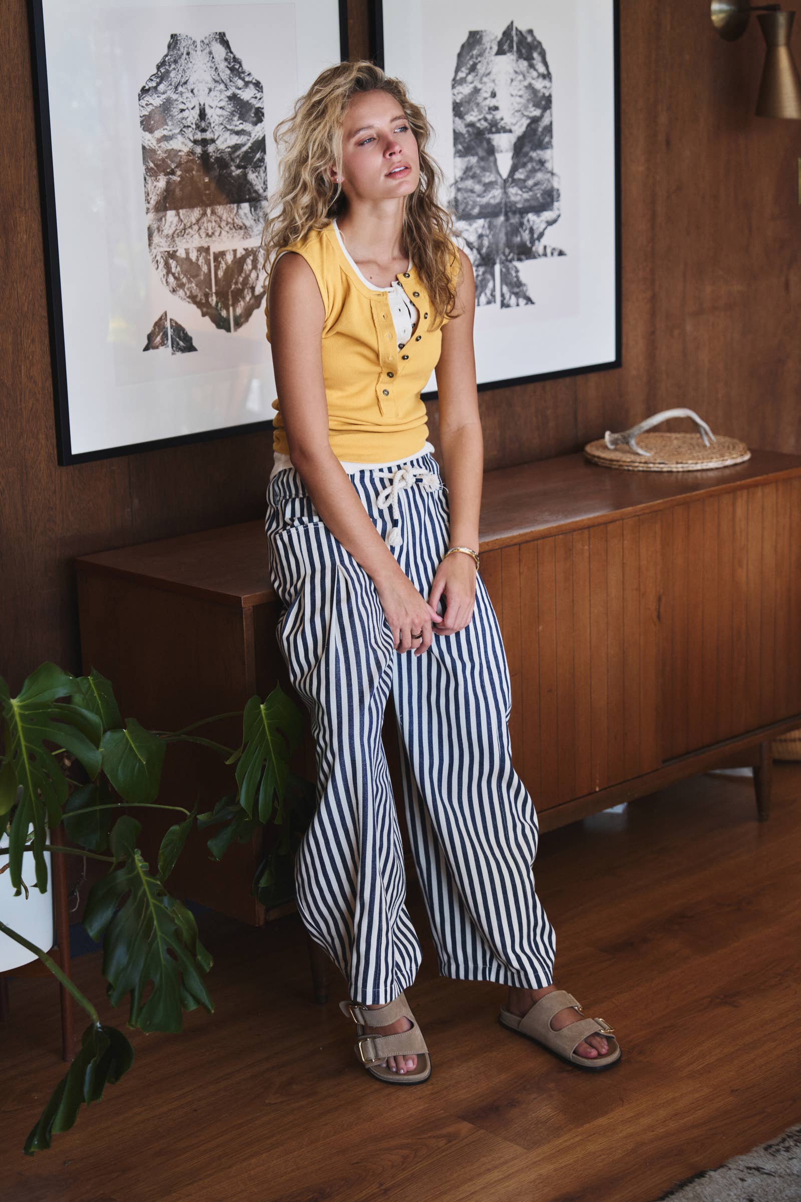 Urban Daizy Rope Drawstring Balloon Pants Pleated Front Brown-Stripe Pants - Women's (UDZ-PT-00481) – alternate view 8