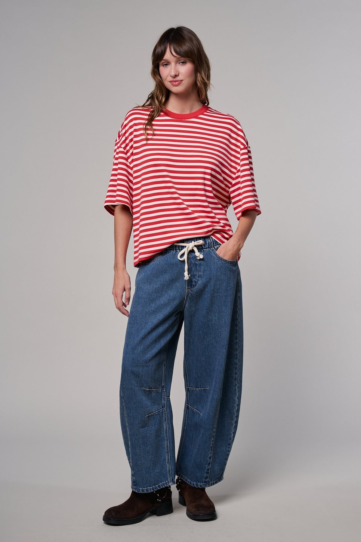 Laid-Back Light Wash Barrel Denim Pants in MEDIUM DENIM - Women's Wide Leg Jeans | Urban Daizy