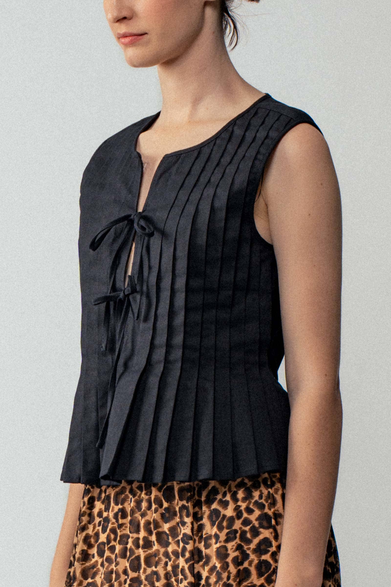 Urban Daizy Pleated Bow Front White Top Ivory Blouse - Women's (UDZ-DR-00389) – alternate view 11
