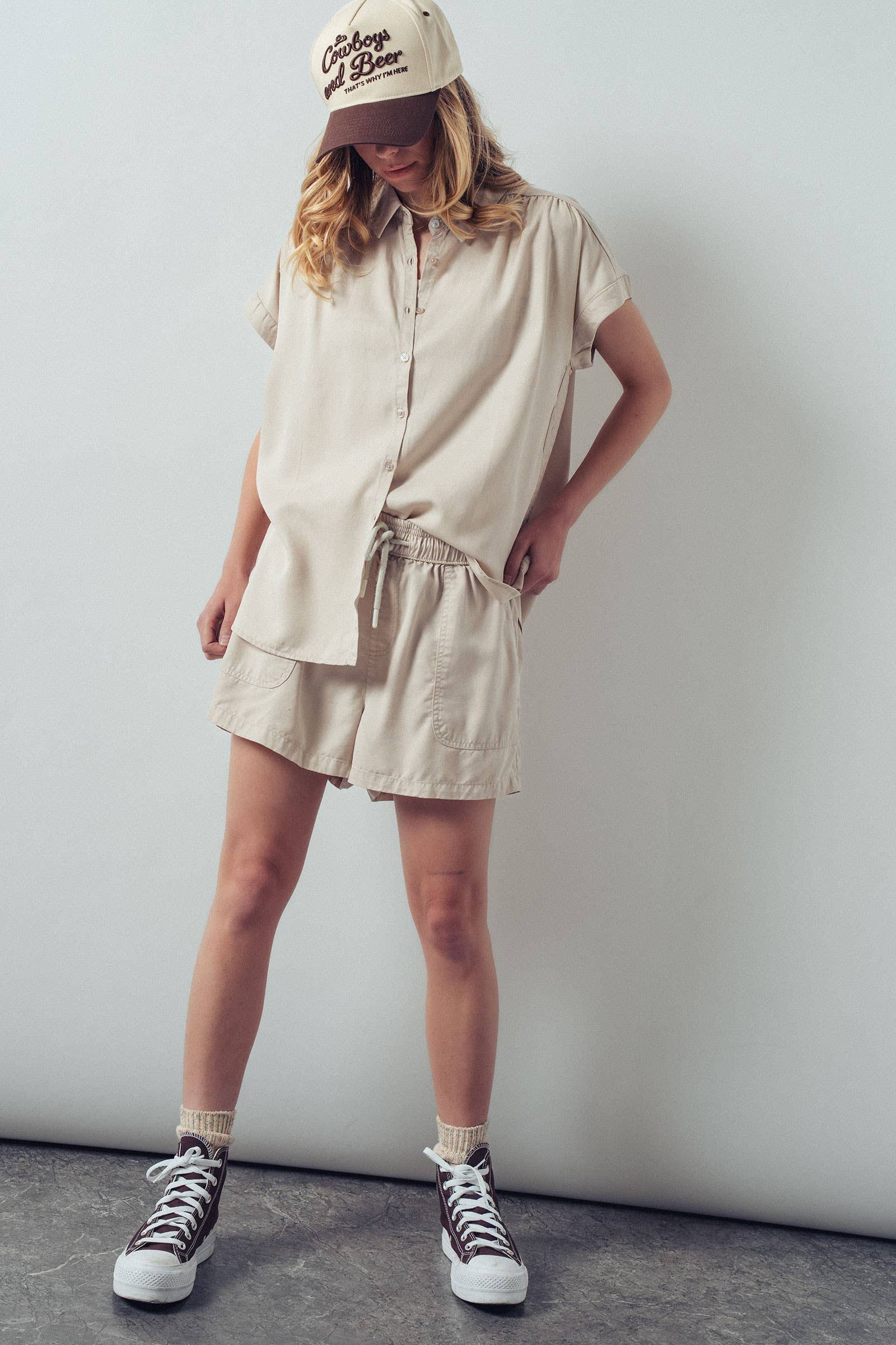 Relaxed Fit Drawstring Patch Pocket Shorts