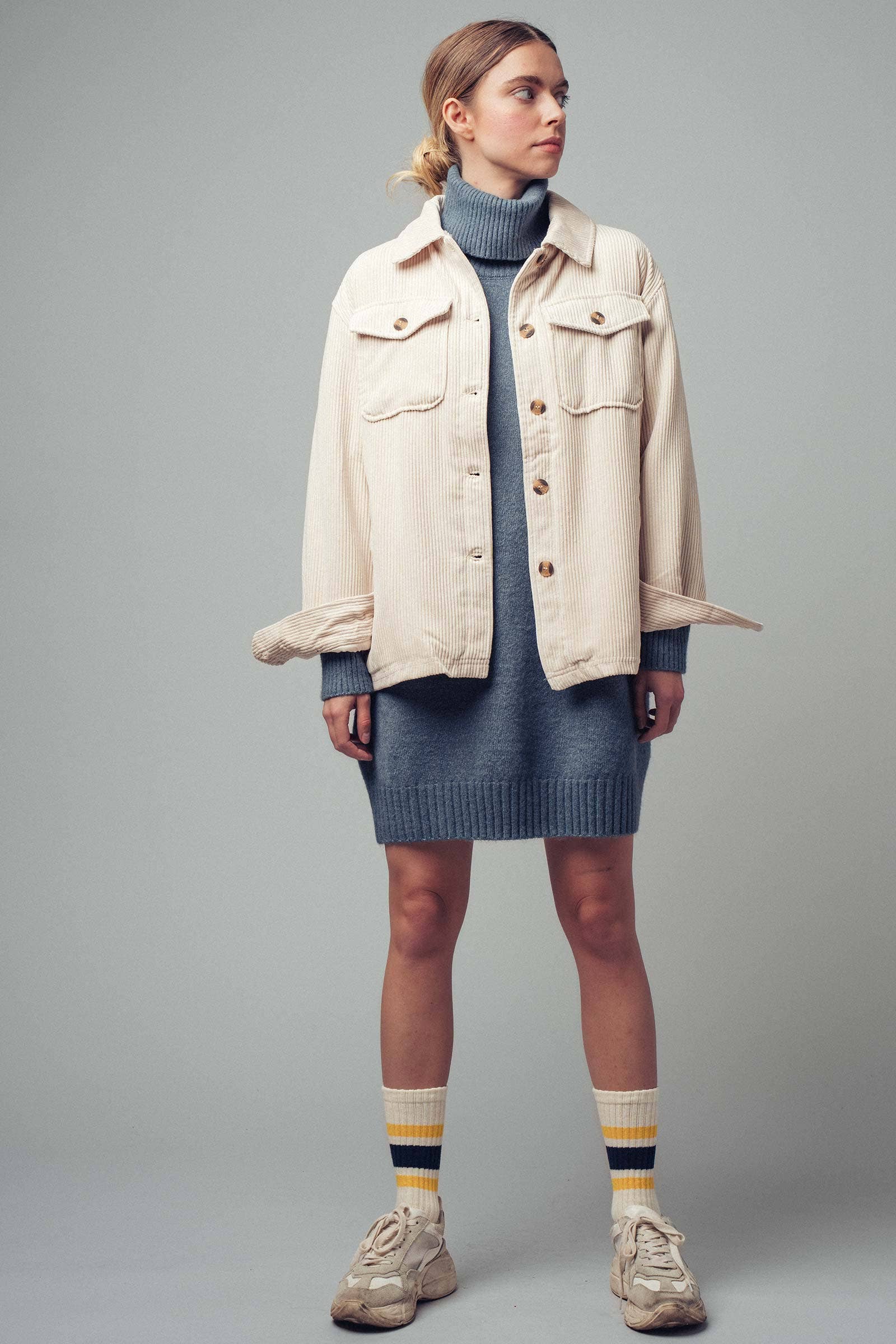 Urban Daizy Oversized Sherpa Lined Corduroy Shacket Beige Shirt Jacket Shacket - Women's (UDZ-OT-00163) – alternate view 7