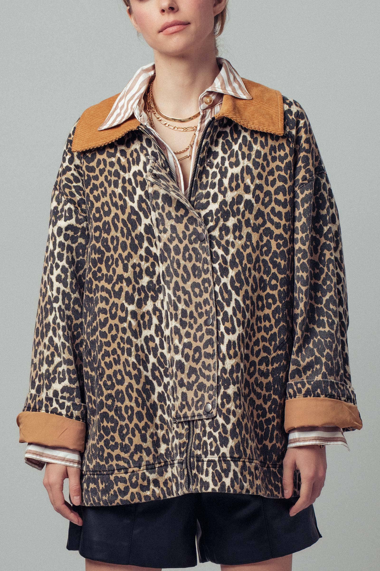 Urban Daizy Corduroy Collar Leopard Print Jacket Leopard Jacket - Women's (UDZ-KN-00652) – alternate view 17