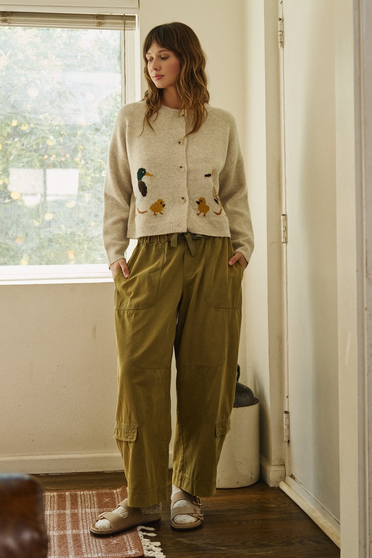 Duckling Parade Intarsia Cardigan in OATMEAL - Women's Cardigans & Shrugs | Urban Daizy